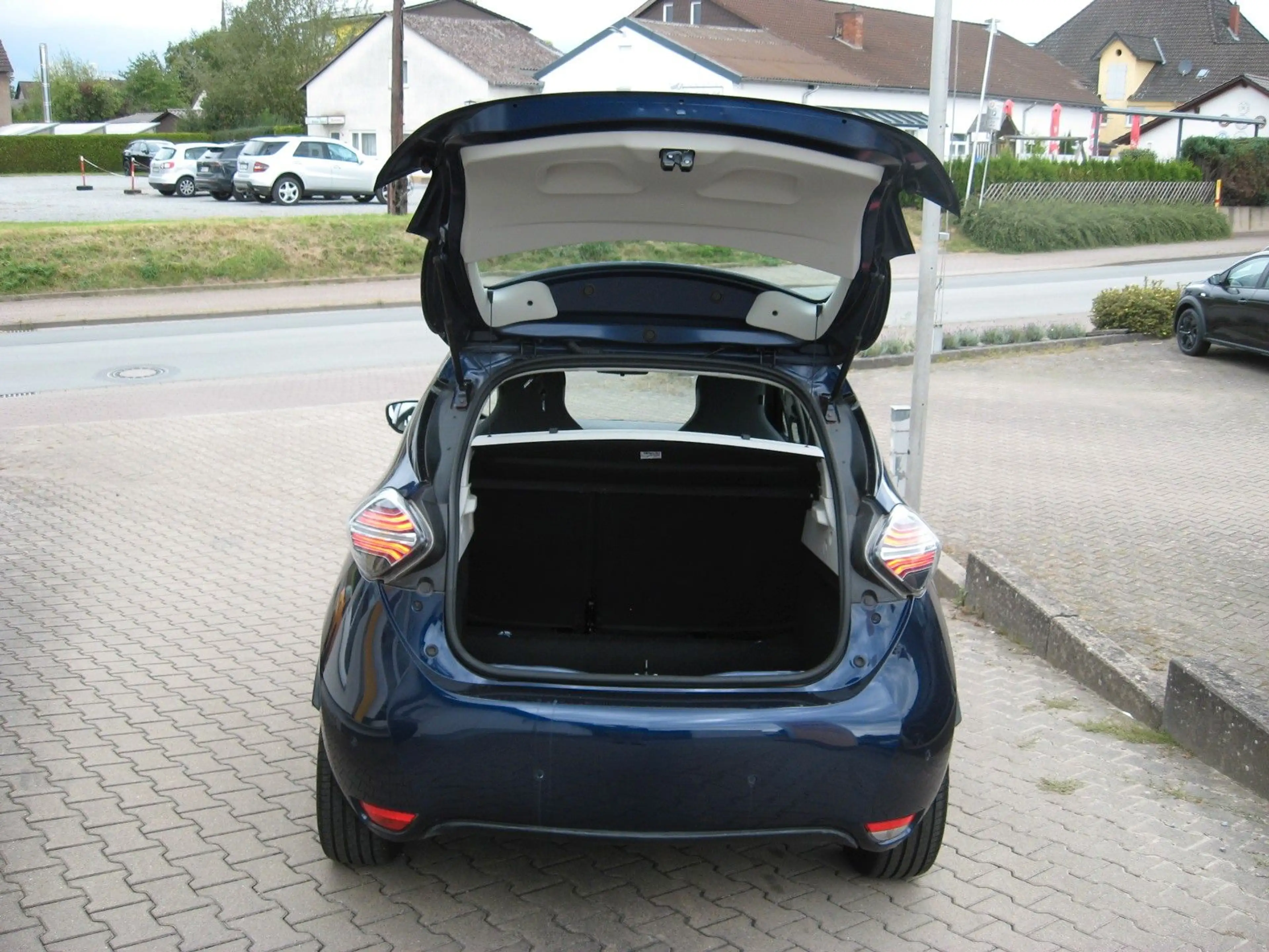 Renault ZOE Zoe Evolution — photo 6