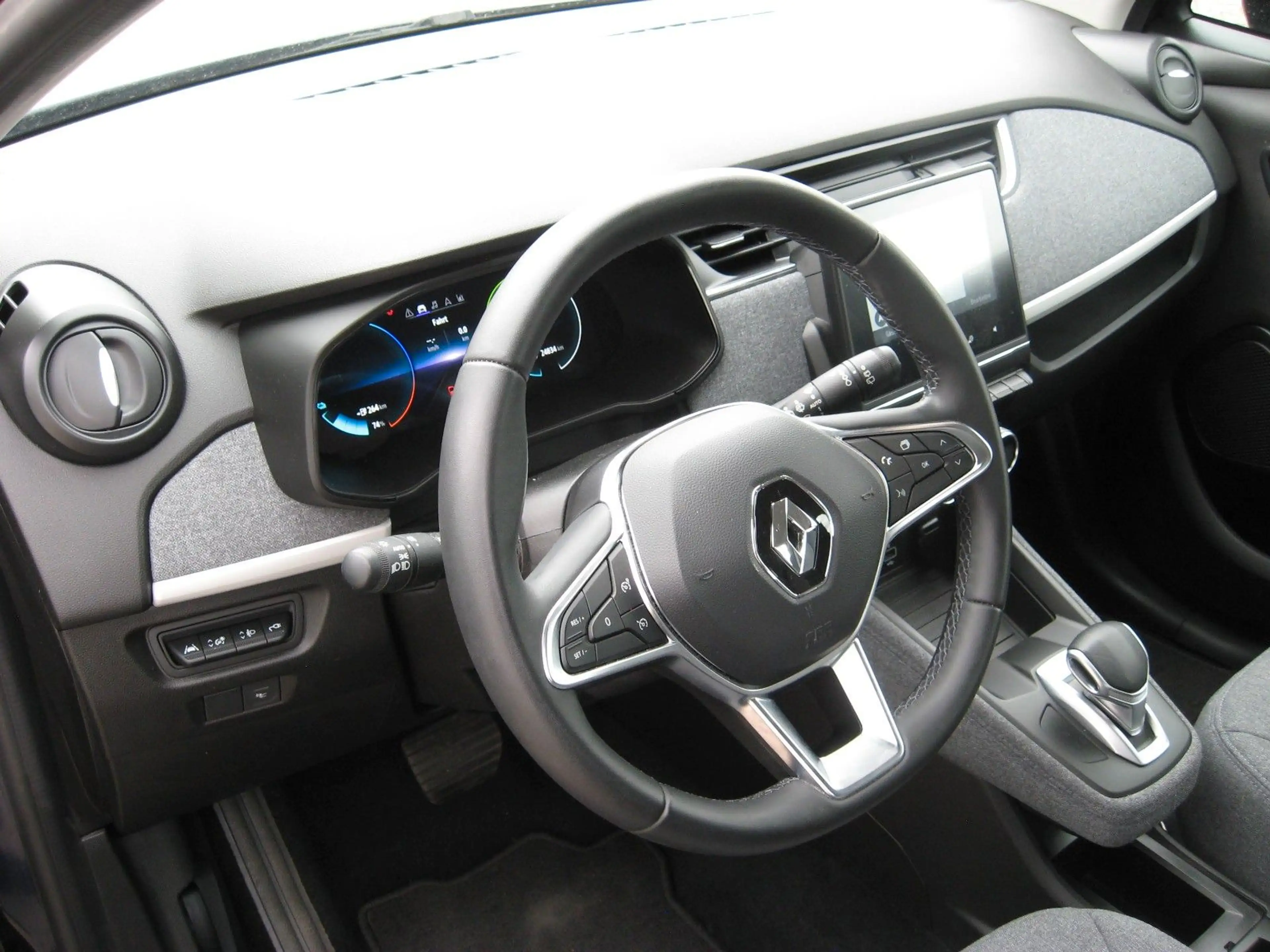 Renault ZOE Zoe Evolution — photo 10