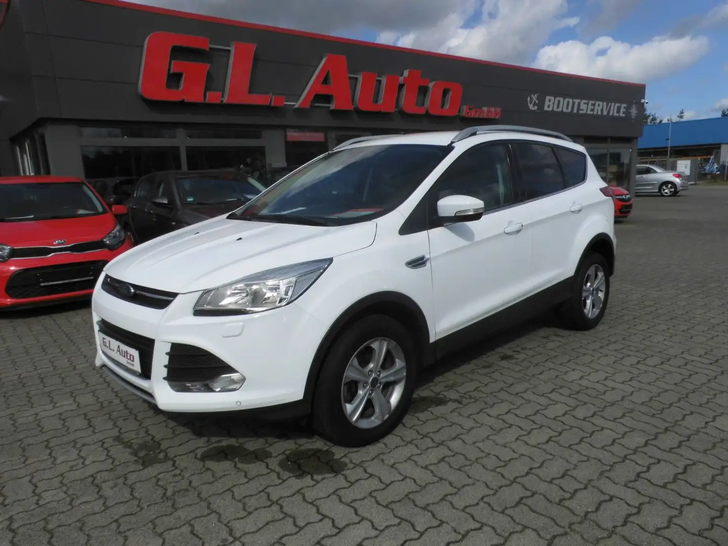 Ford Kuga /ALLRAD/AHK/PDC/SITZHZG/FRONTHZG/TEMPO Blanc - 1