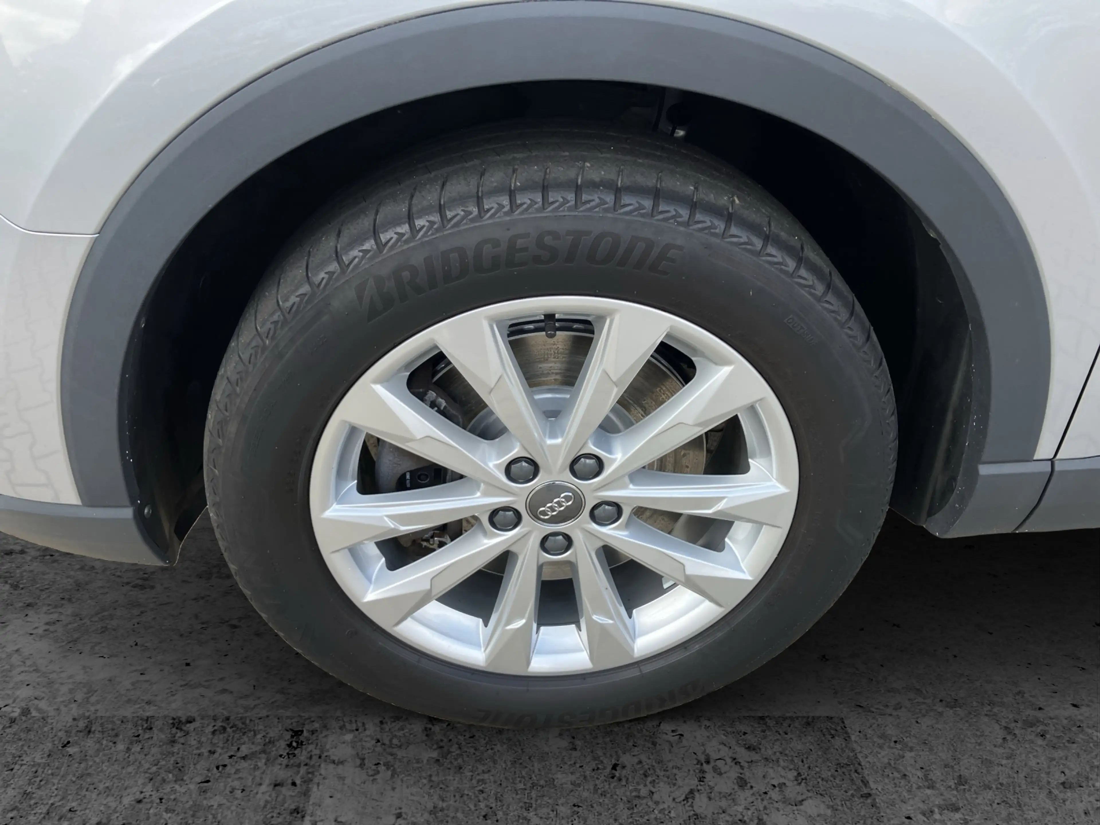 Audi Q3 40 TFSI quattro S-tronic LED 18" AVC — photo 9