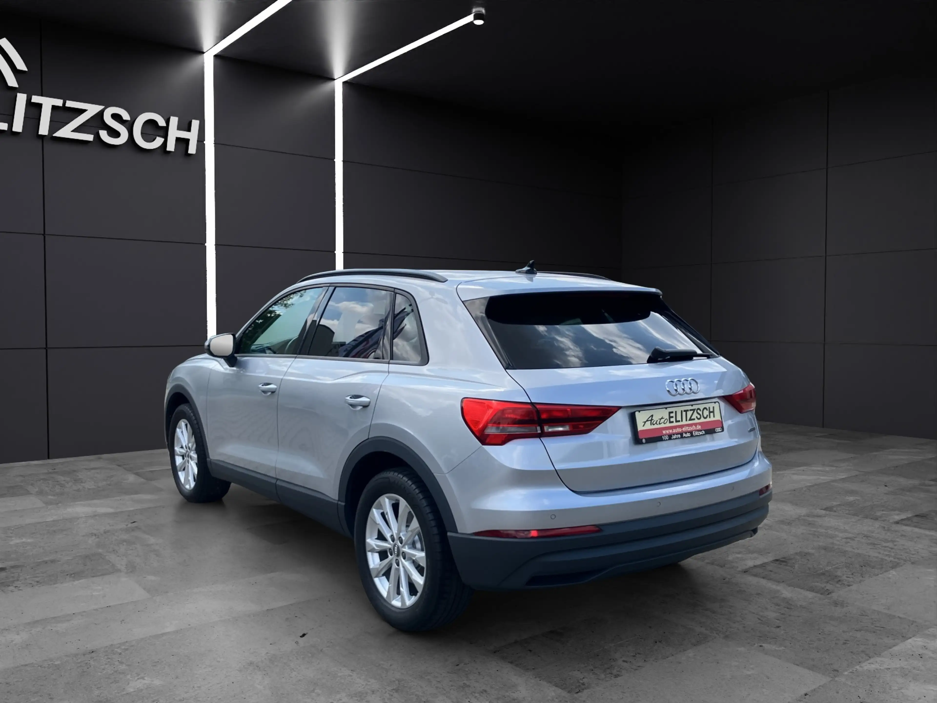 Audi Q3 40 TFSI quattro S-tronic LED 18" AVC — photo 3