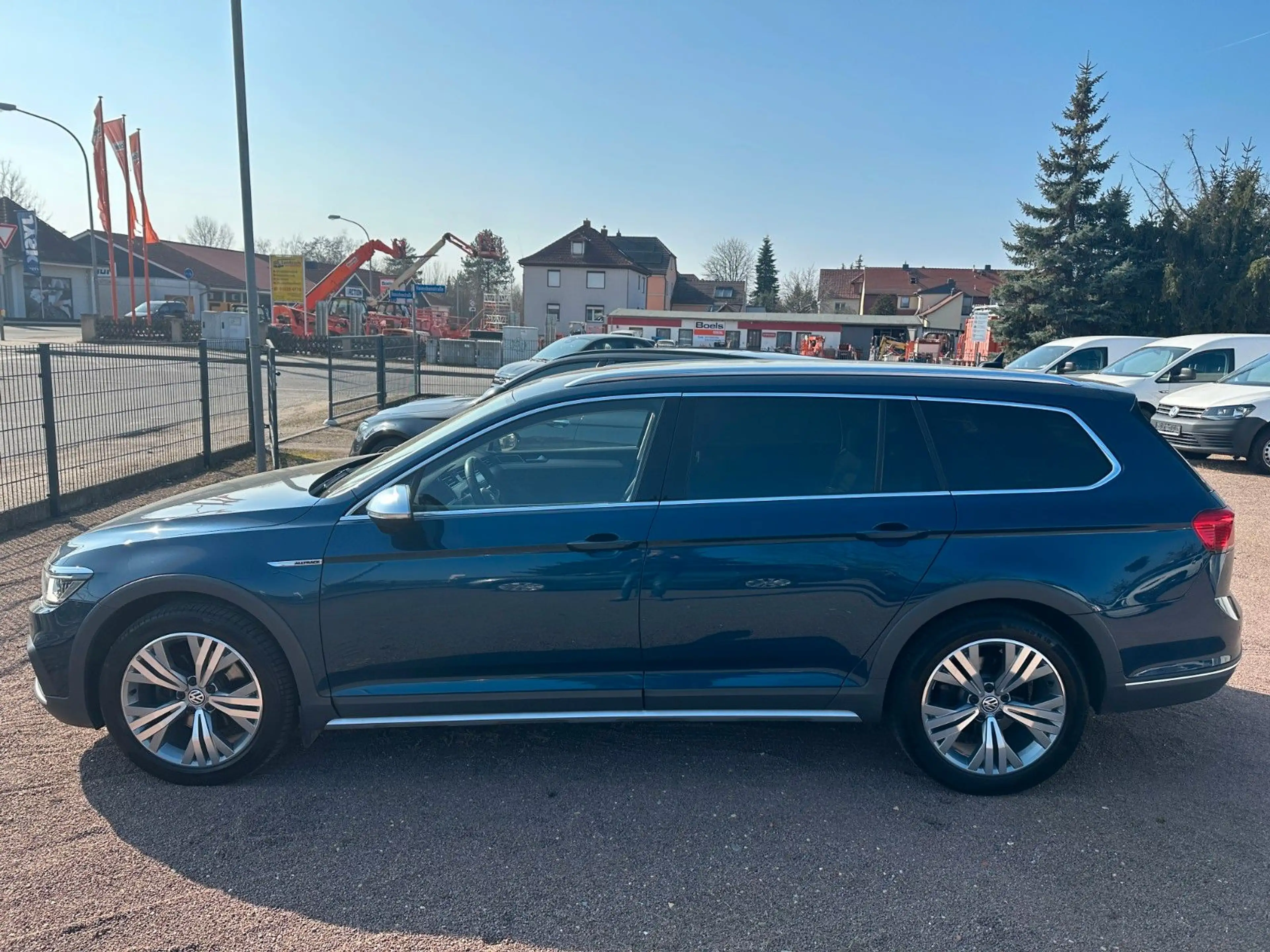 Volkswagen Passat Alltrack Alltrack DSG 4M Stdh. MATRIX 19Zoll Virtual WR — photo 3
