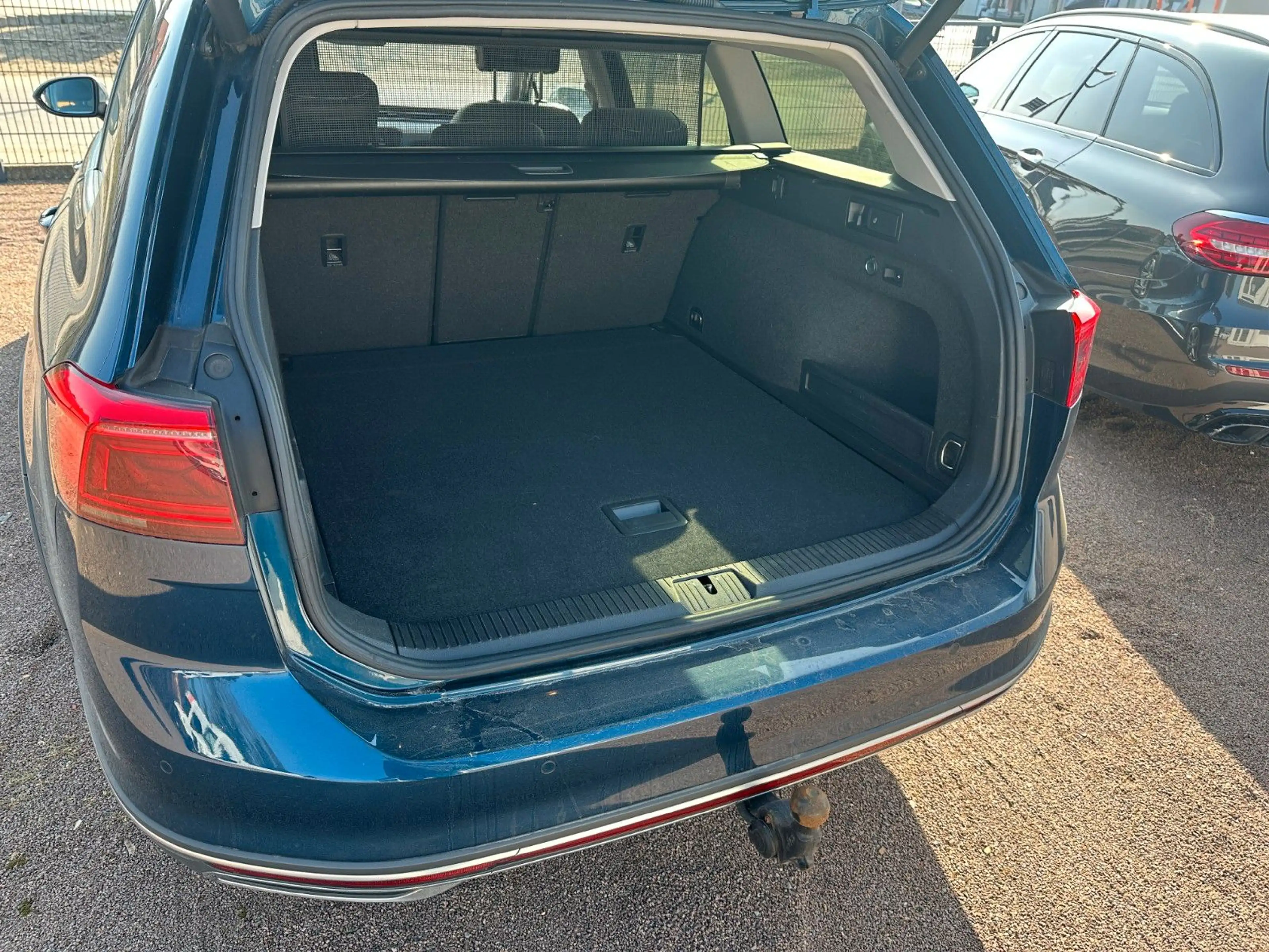 Volkswagen Passat Alltrack Alltrack DSG 4M Stdh. MATRIX 19Zoll Virtual WR — photo 9