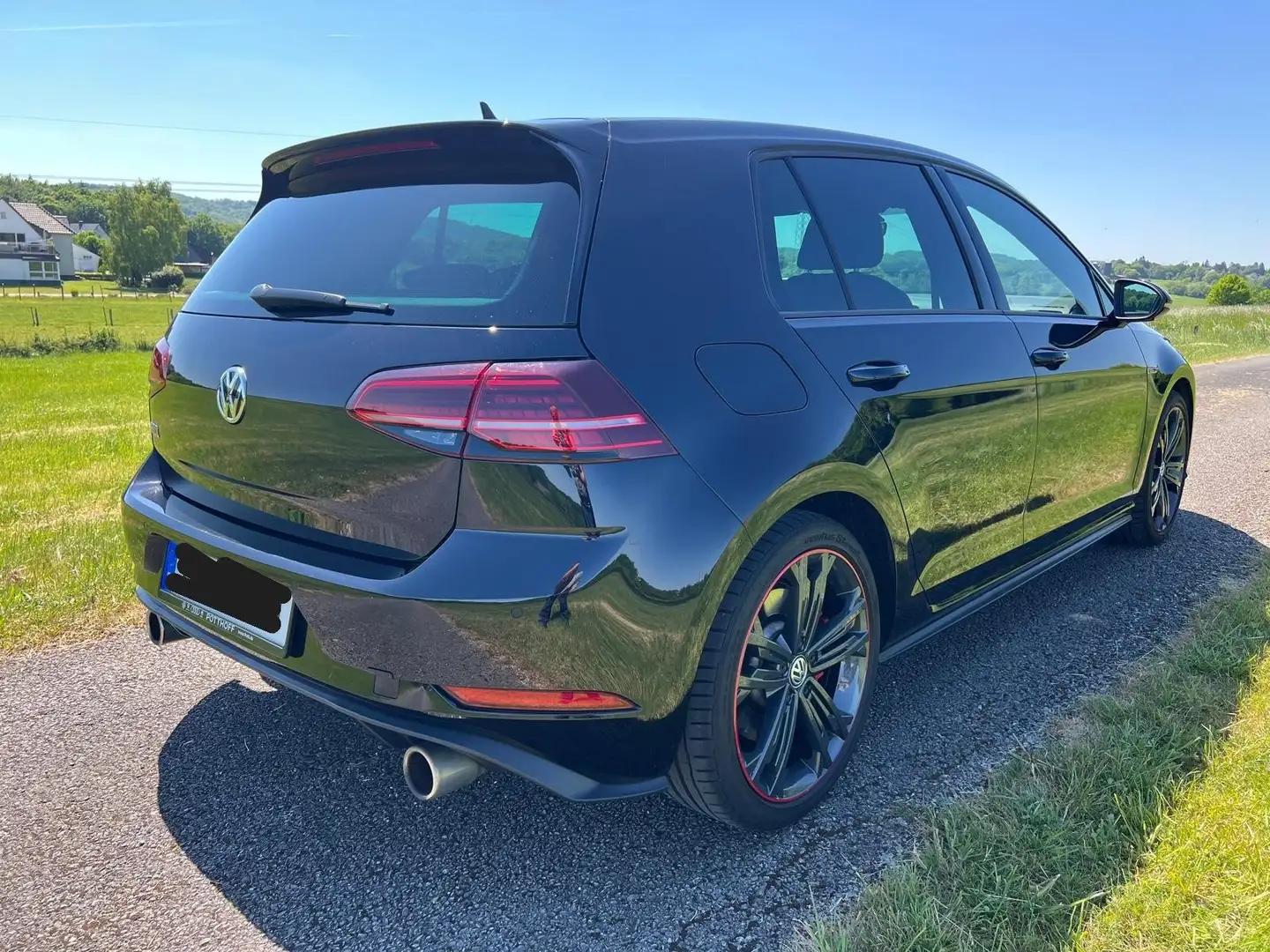 Volkswagen Golf GTI Golf GTI (BlueMotion Technology) DSG Performance Black - 1