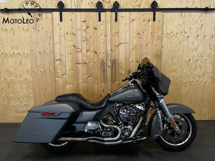Harley-Davidson Street Glide FLHXI