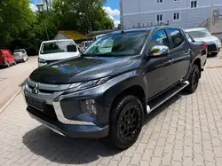 Mitsubishi L200 Top Doppelkabine 4WD Autom. AHK LED ALU XEN