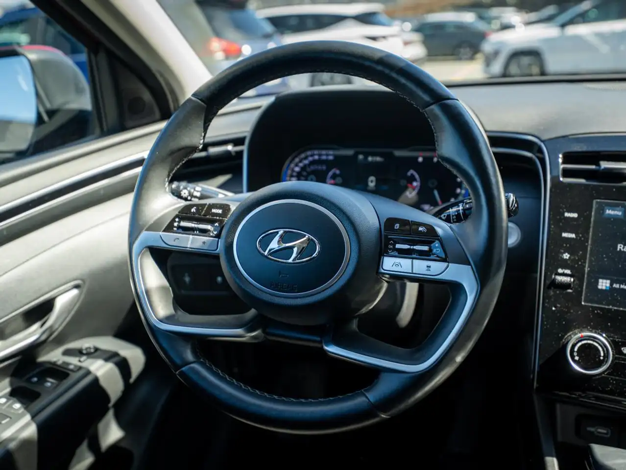 Hyundai TUCSON снимка Hyundai TUCSON