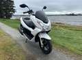 Honda PCX 125 White - thumbnail 3