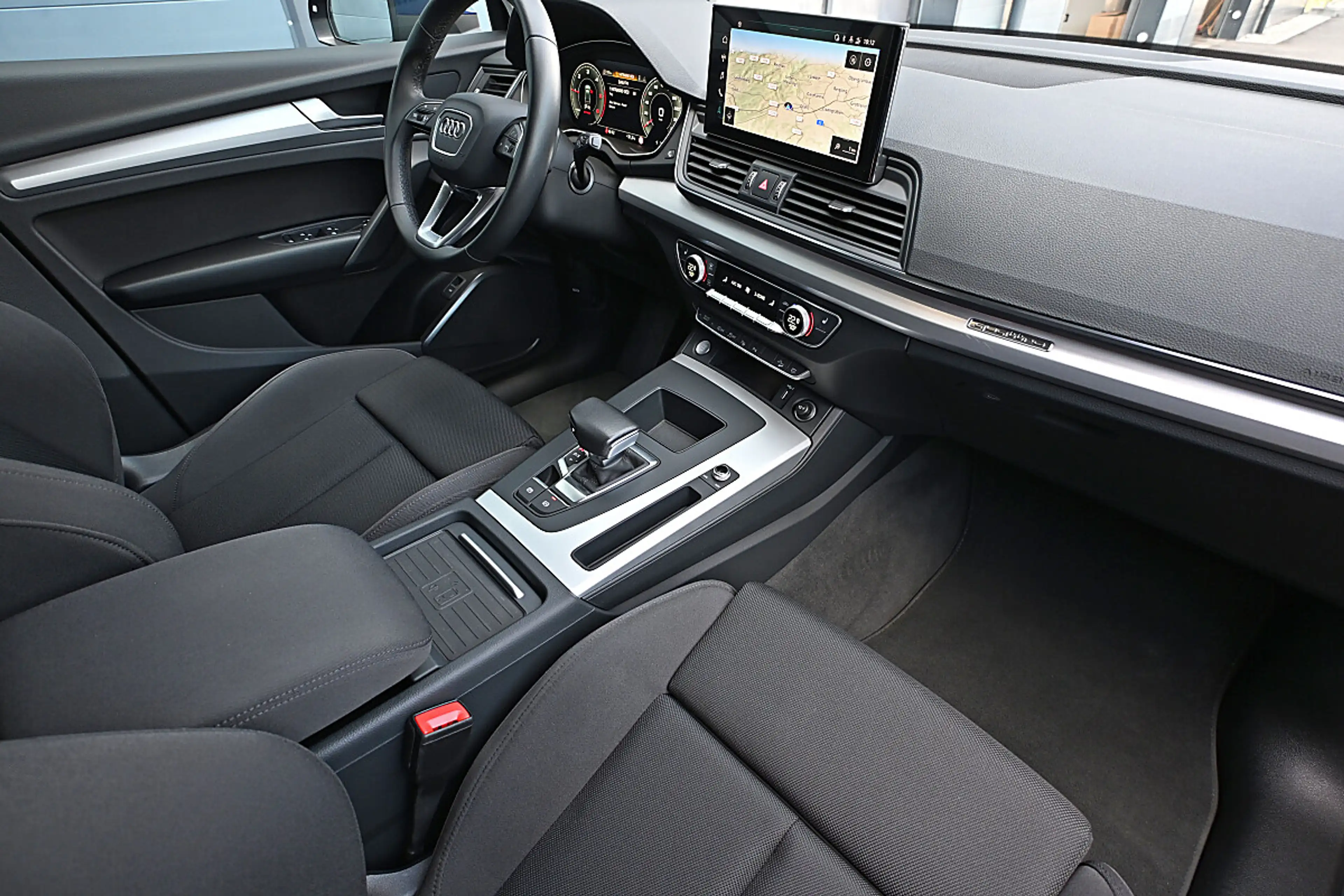 Audi Q5 Sportback 40 TDI quattro advanced S-tronic LED,... — photo 4