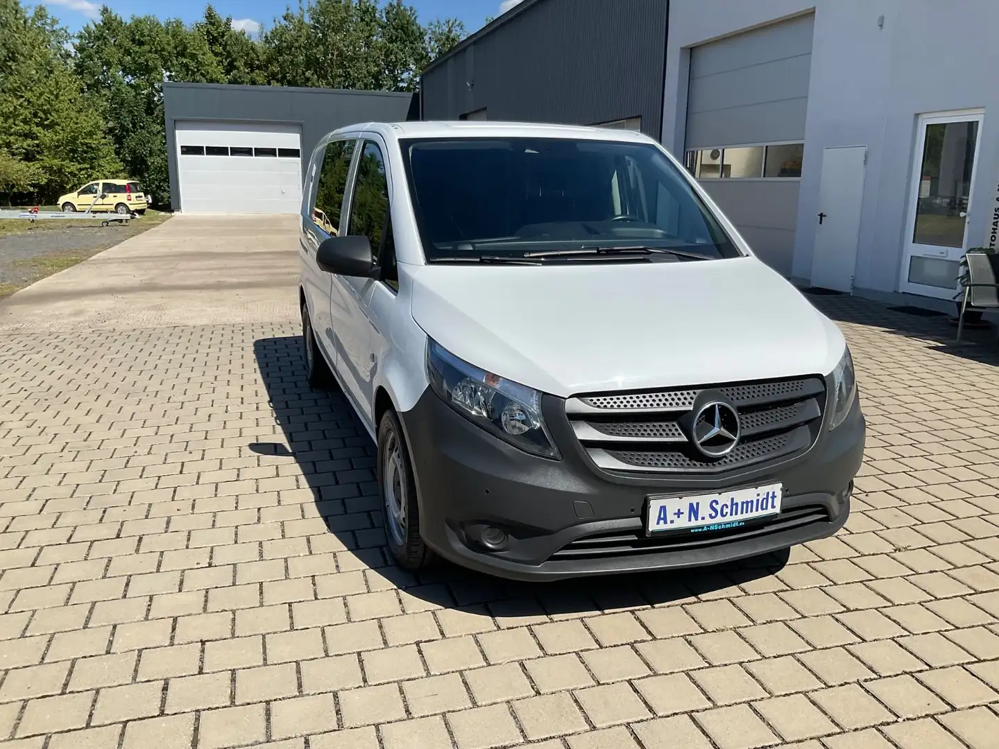 Mercedes-Benz Vito 114CDI 4x4 kompakt Automa,Nav,Stand+SORTIMO Weiß - 2