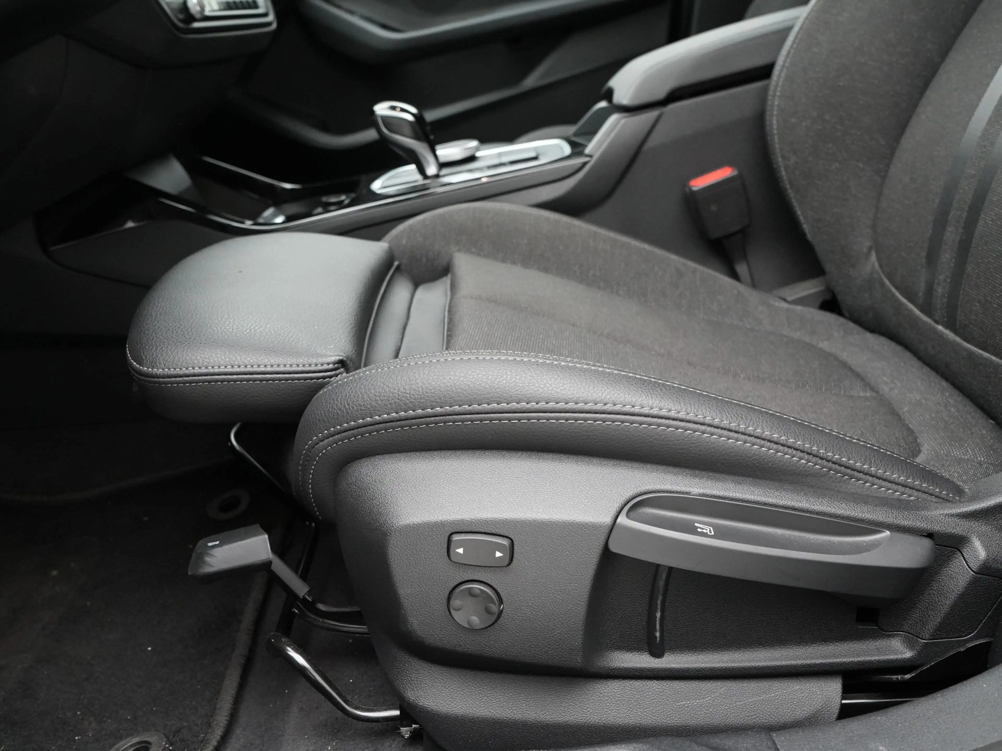 BMW 118 1-serie 118i Introduction Edition — photo 14