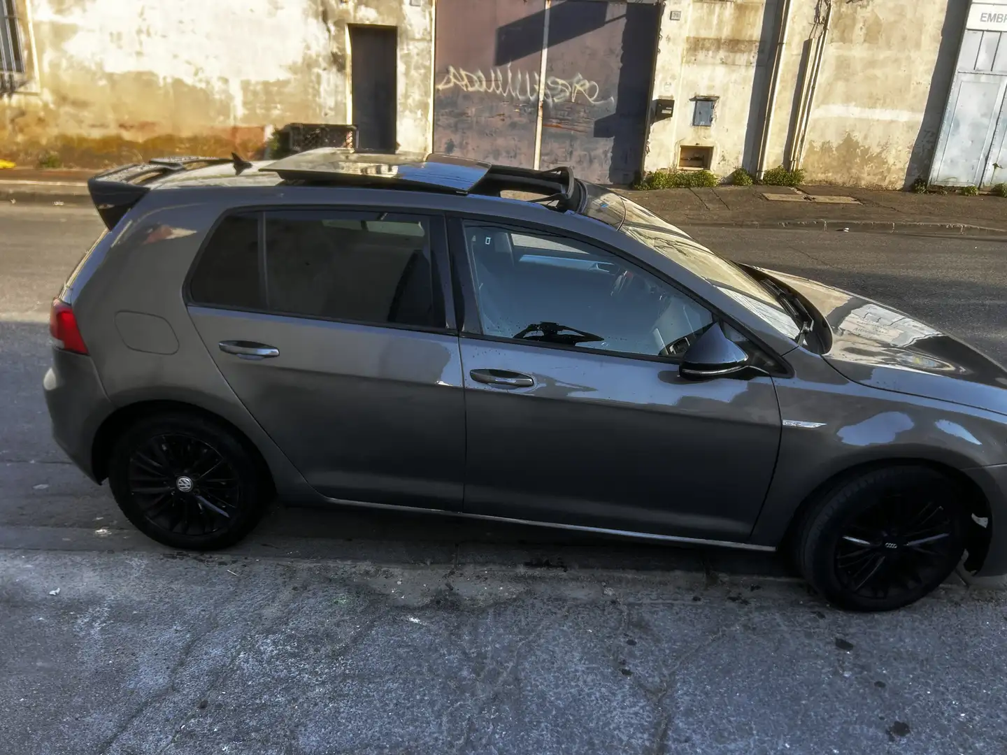 Volkswagen Golf SOCIETE 1.6 TDI 105 BLUEMOTION TECHNOLOGY FAP CONF - 2