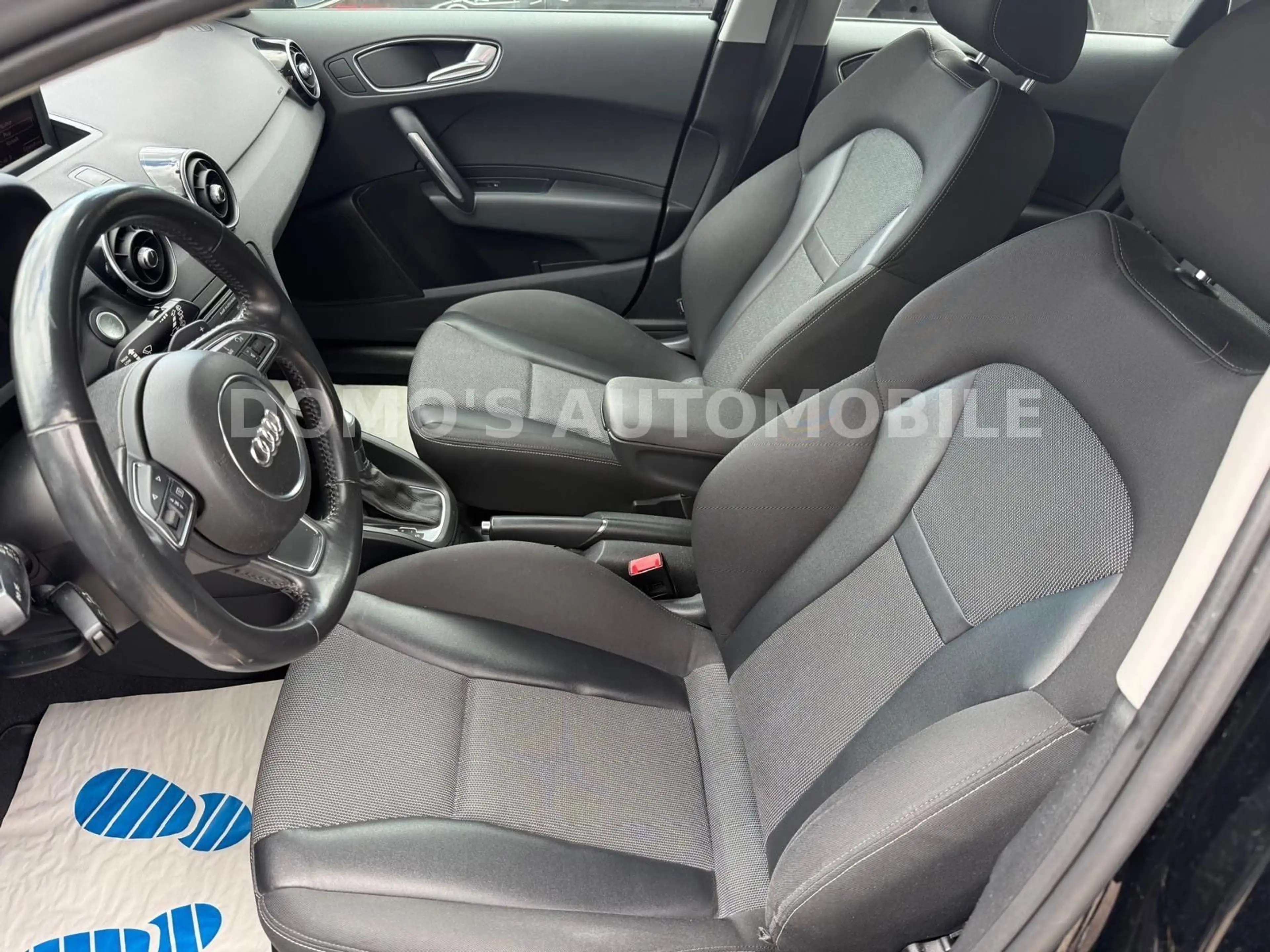 Audi A1 Sportback ambition/S-Tronic/Bi-Xenon/5 Türer — photo 7