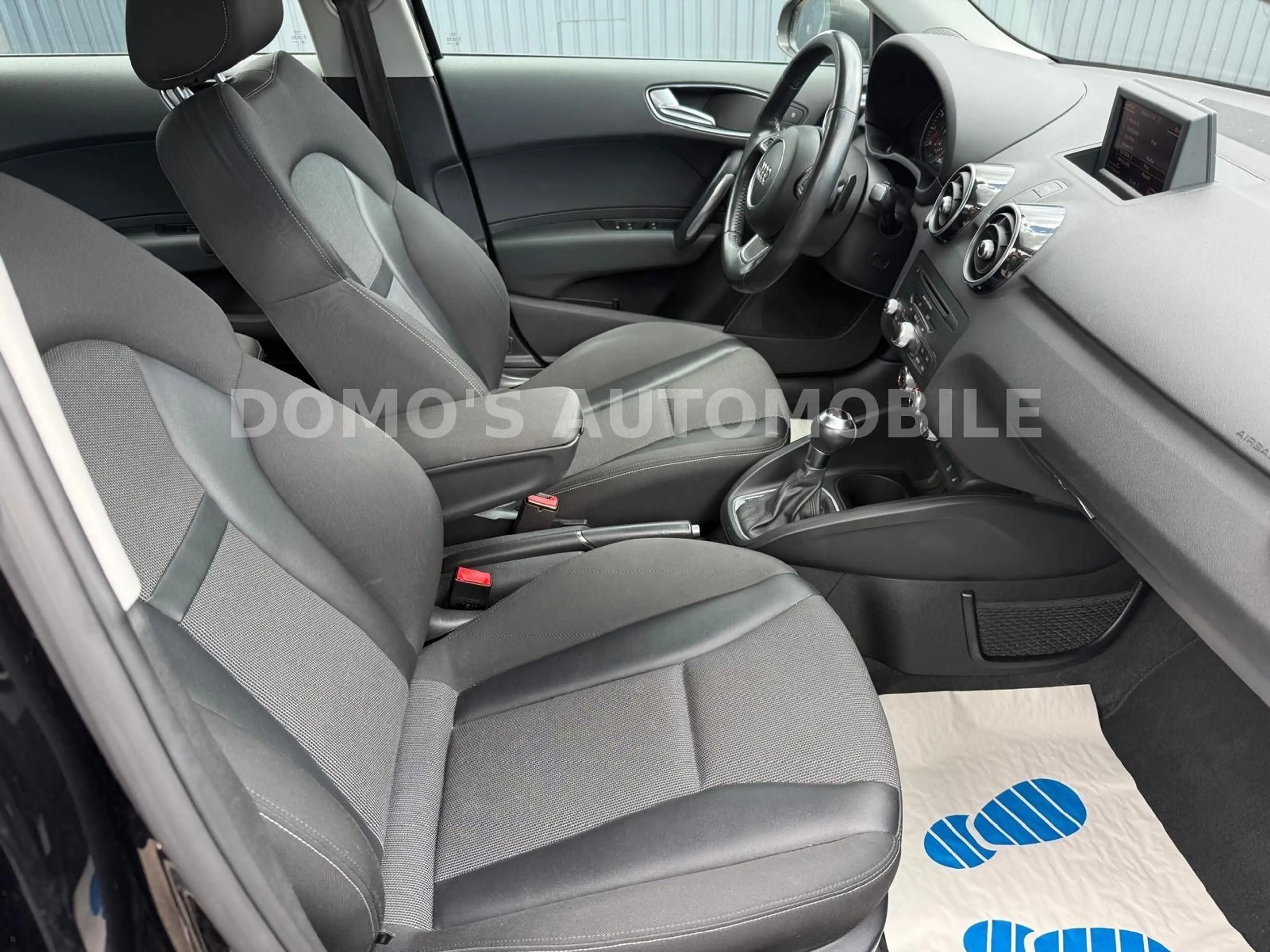 Audi A1 Sportback ambition/S-Tronic/Bi-Xenon/5 Türer — photo 8