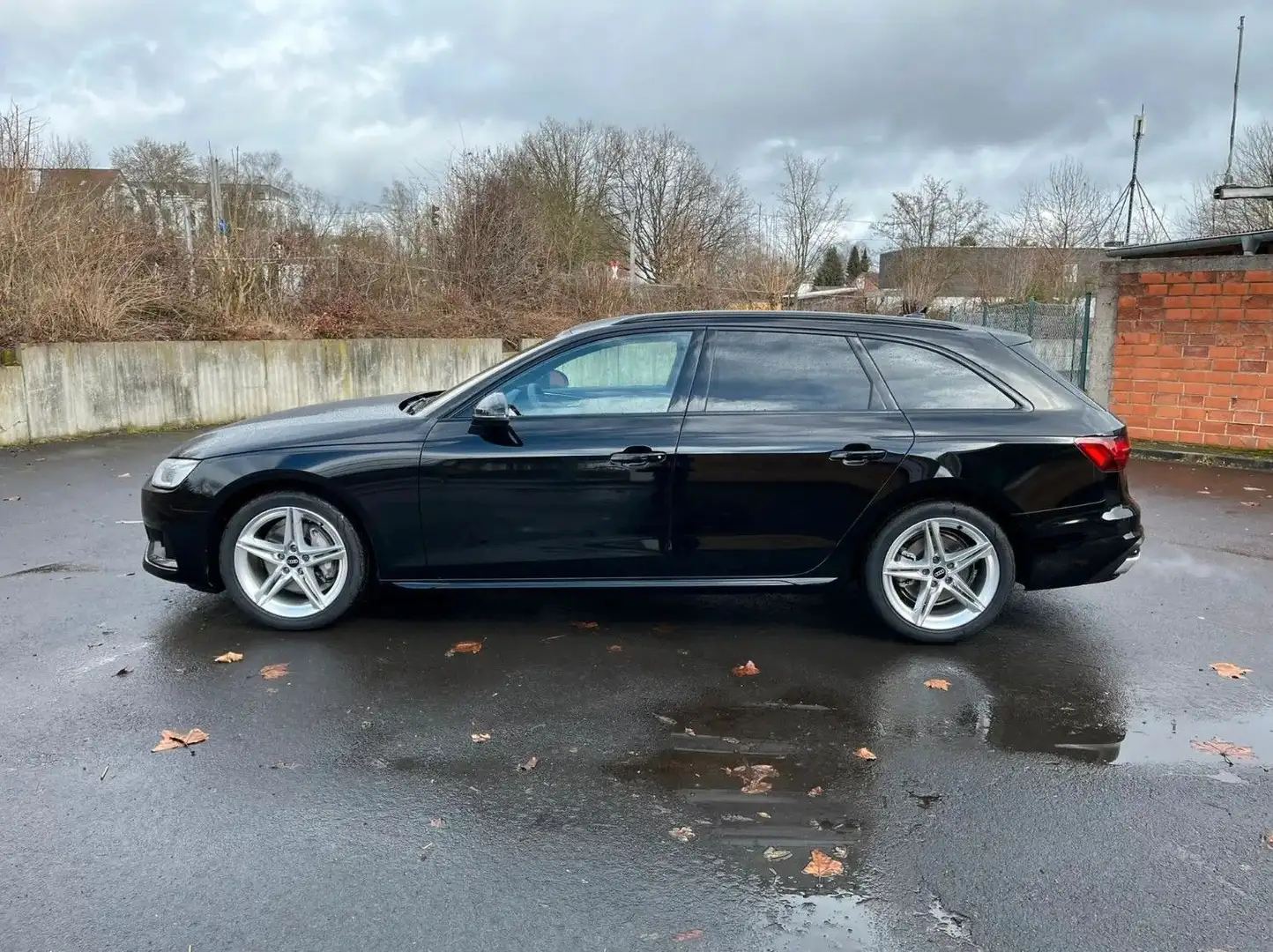 Audi A4 Avant 40 TFSI advanced *ACC*Matrix*Kamera*AHK Schwarz - 2