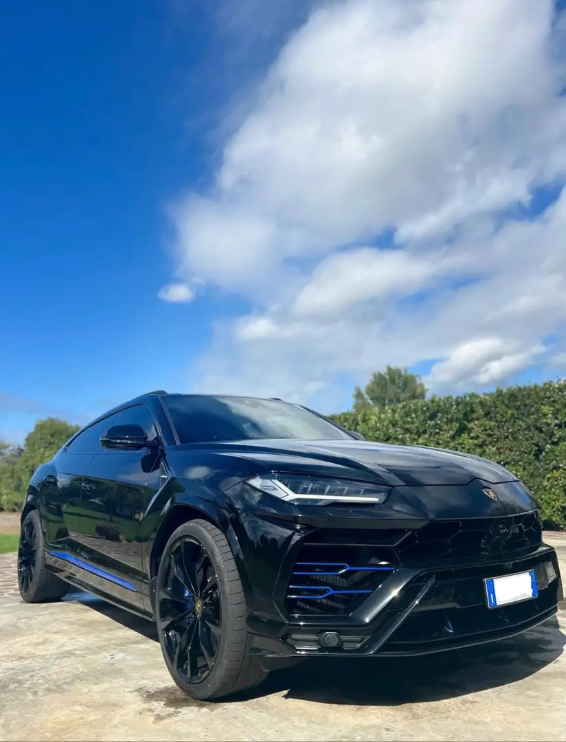 Lamborghini Urus 4.0 V8 auto Černá - 1