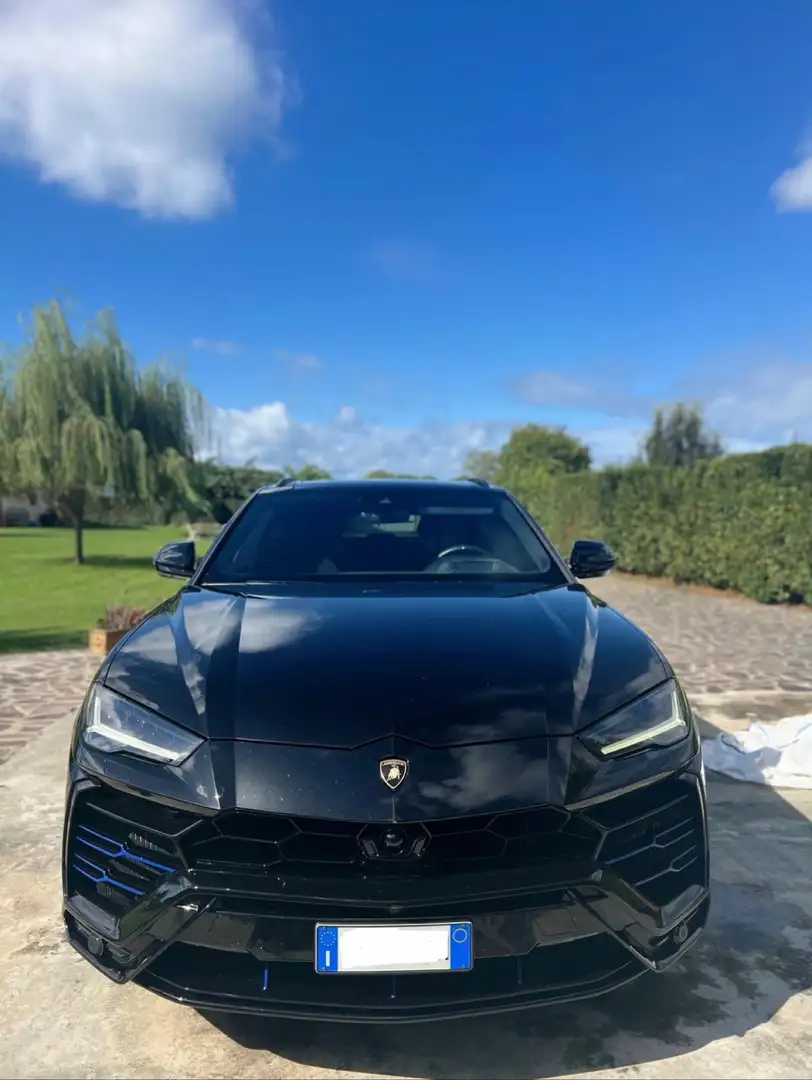Lamborghini Urus 4.0 V8 auto Černá - 2