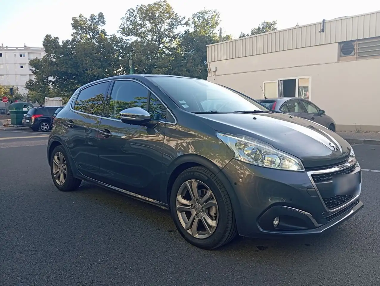 Peugeot 208 1.6 VTi 120ch BVA4 Allure A