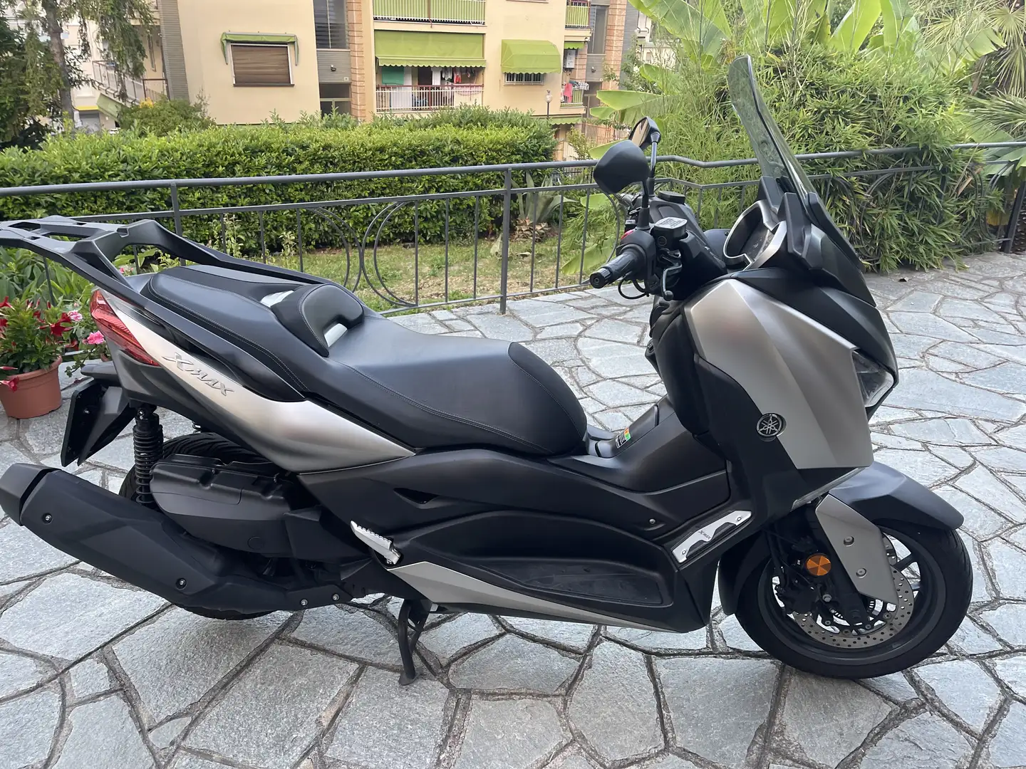 Yamaha X-Max 400 ABS + ASR + Manopole riscaldate - 2