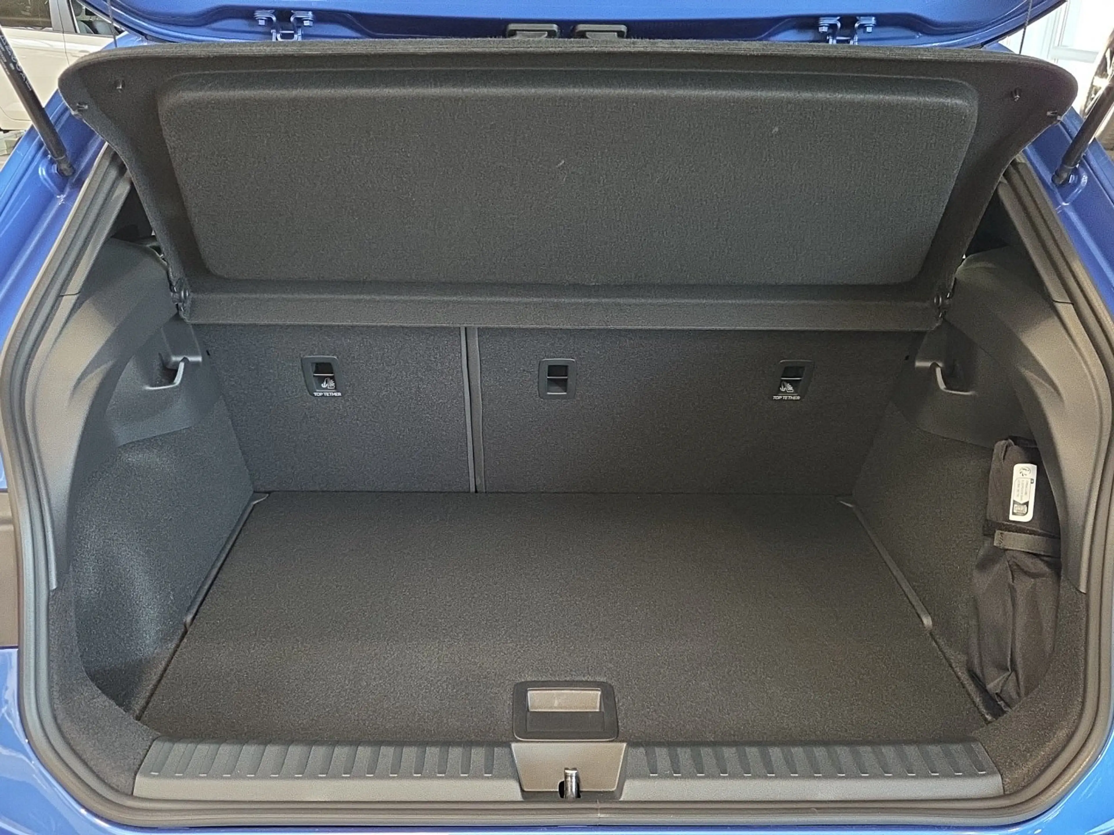 Volkswagen ID. Polo VW ID. Polo Style Edition+ 155 kW - 52 kWh — photo 15