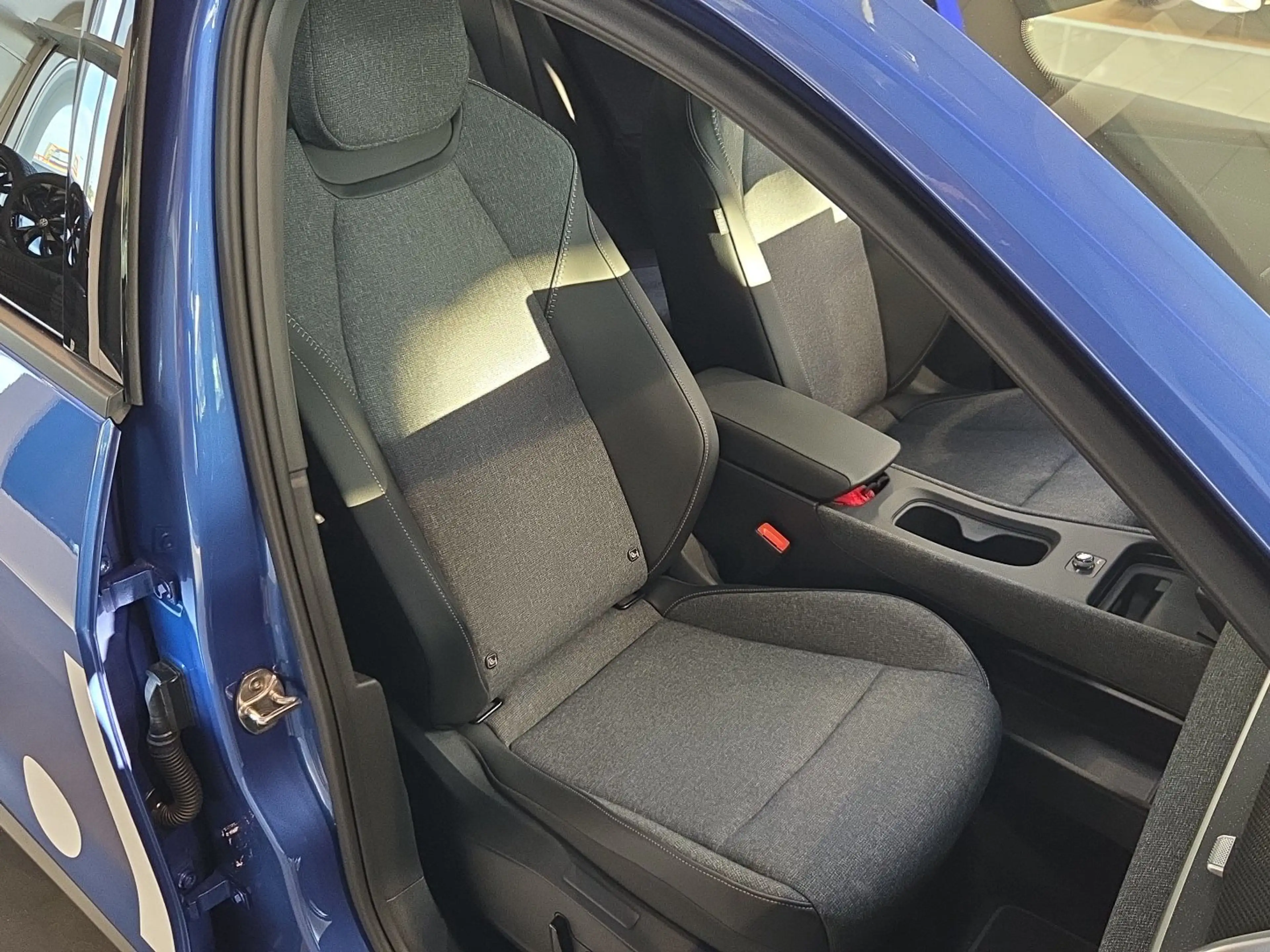 Volkswagen ID. Polo VW ID. Polo Style Edition+ 155 kW - 52 kWh — photo 13