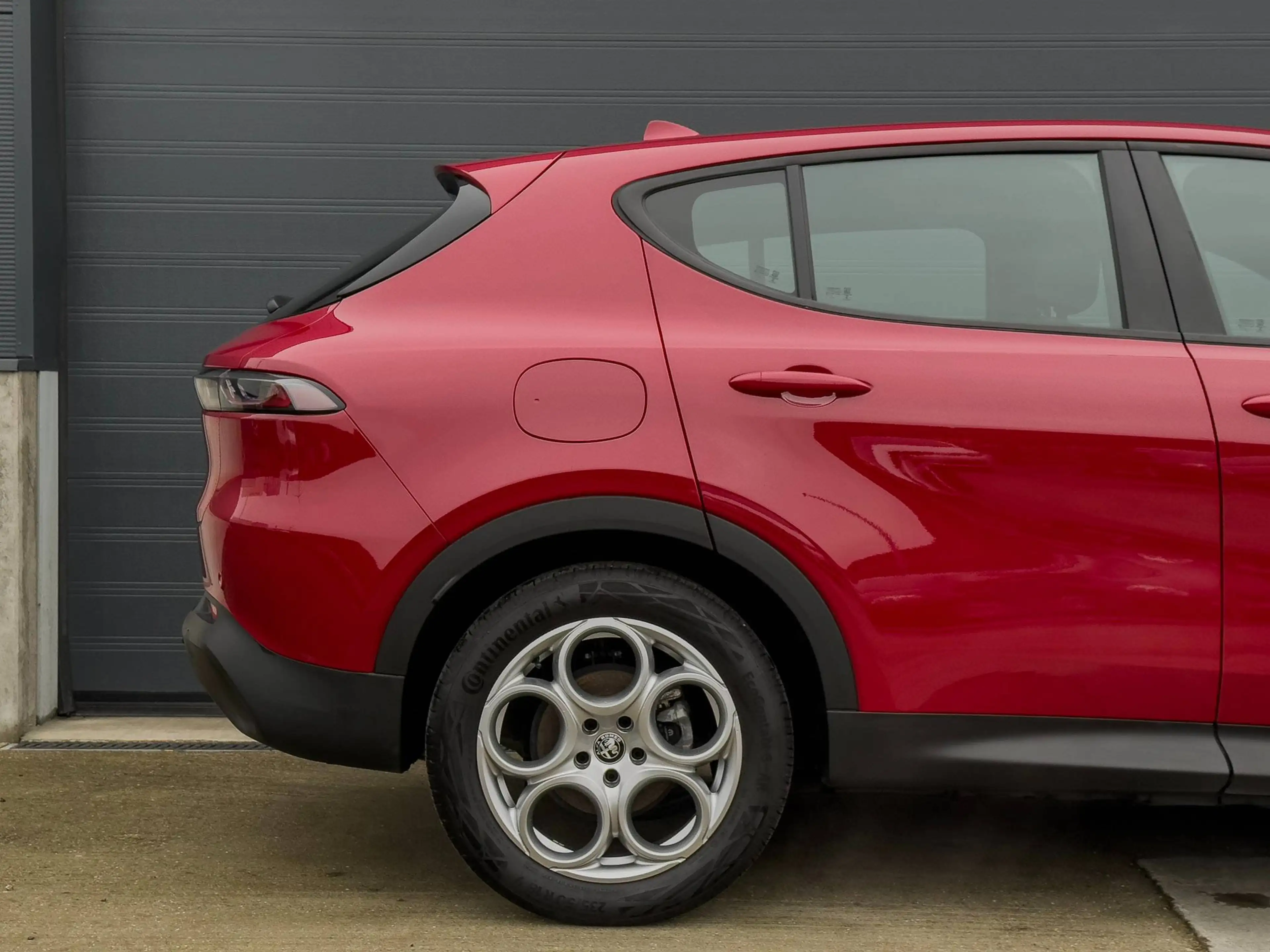 Alfa Romeo Tonale 1.5 Hybrid SPRINT / Automaat / 130 pk / Camera / Trekhaak — photo 4