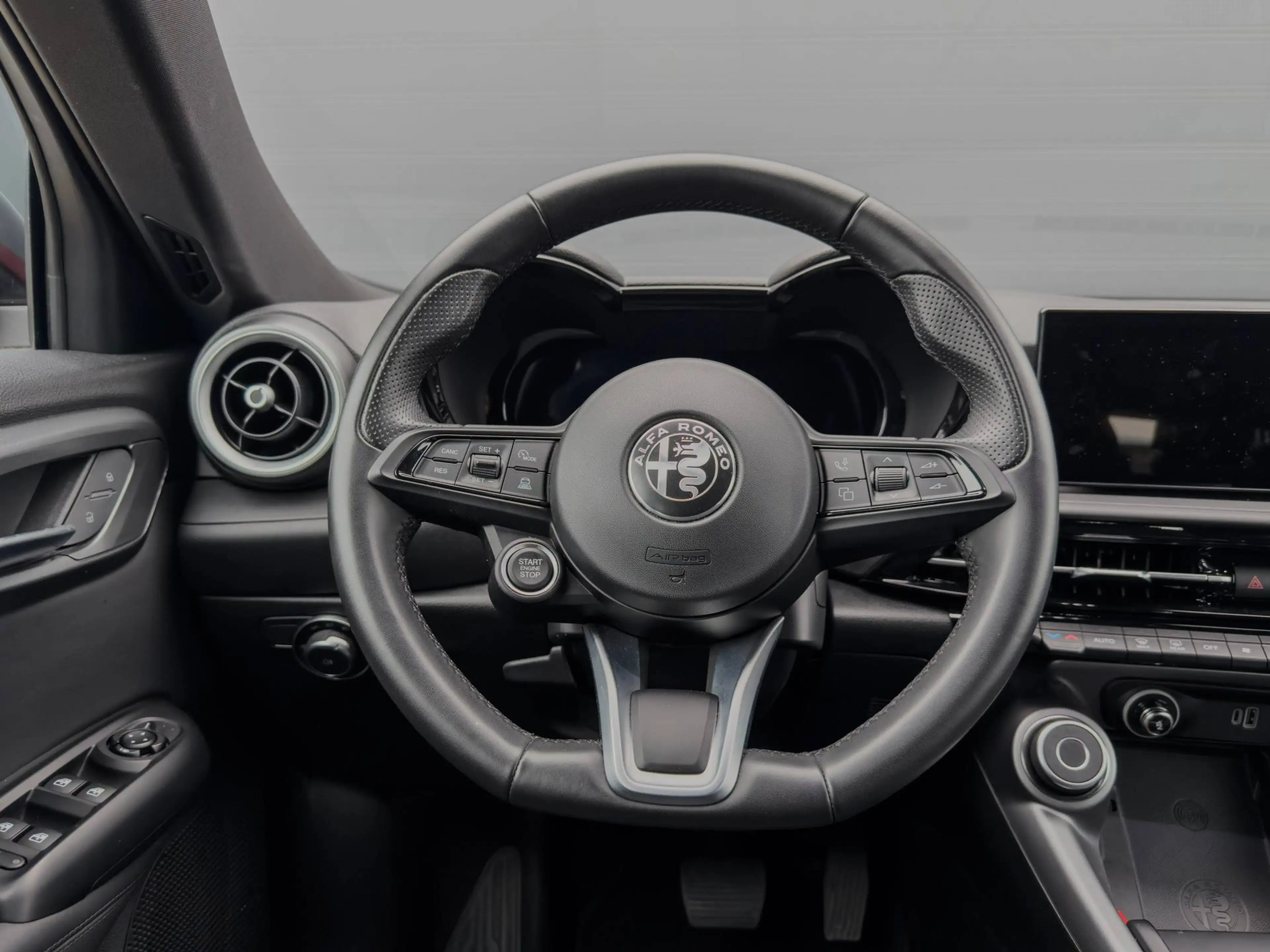 Alfa Romeo Tonale 1.5 Hybrid SPRINT / Automaat / 130 pk / Camera / Trekhaak — photo 10