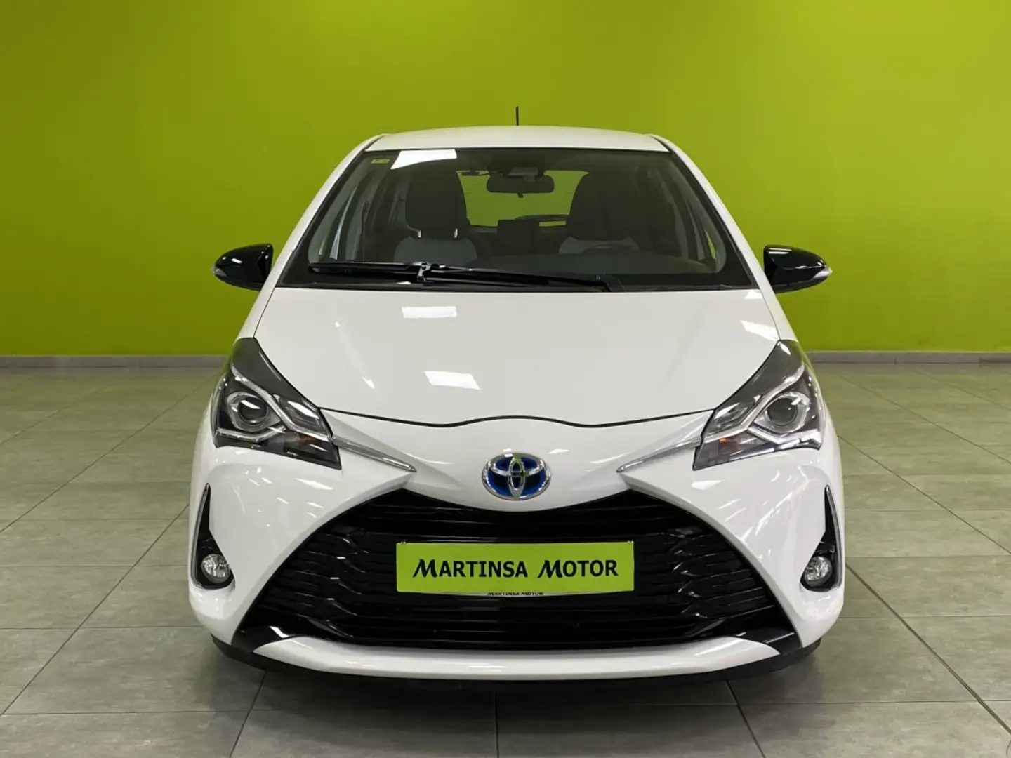 Toyota Yaris 100H 1.5 Active Blanco - 2