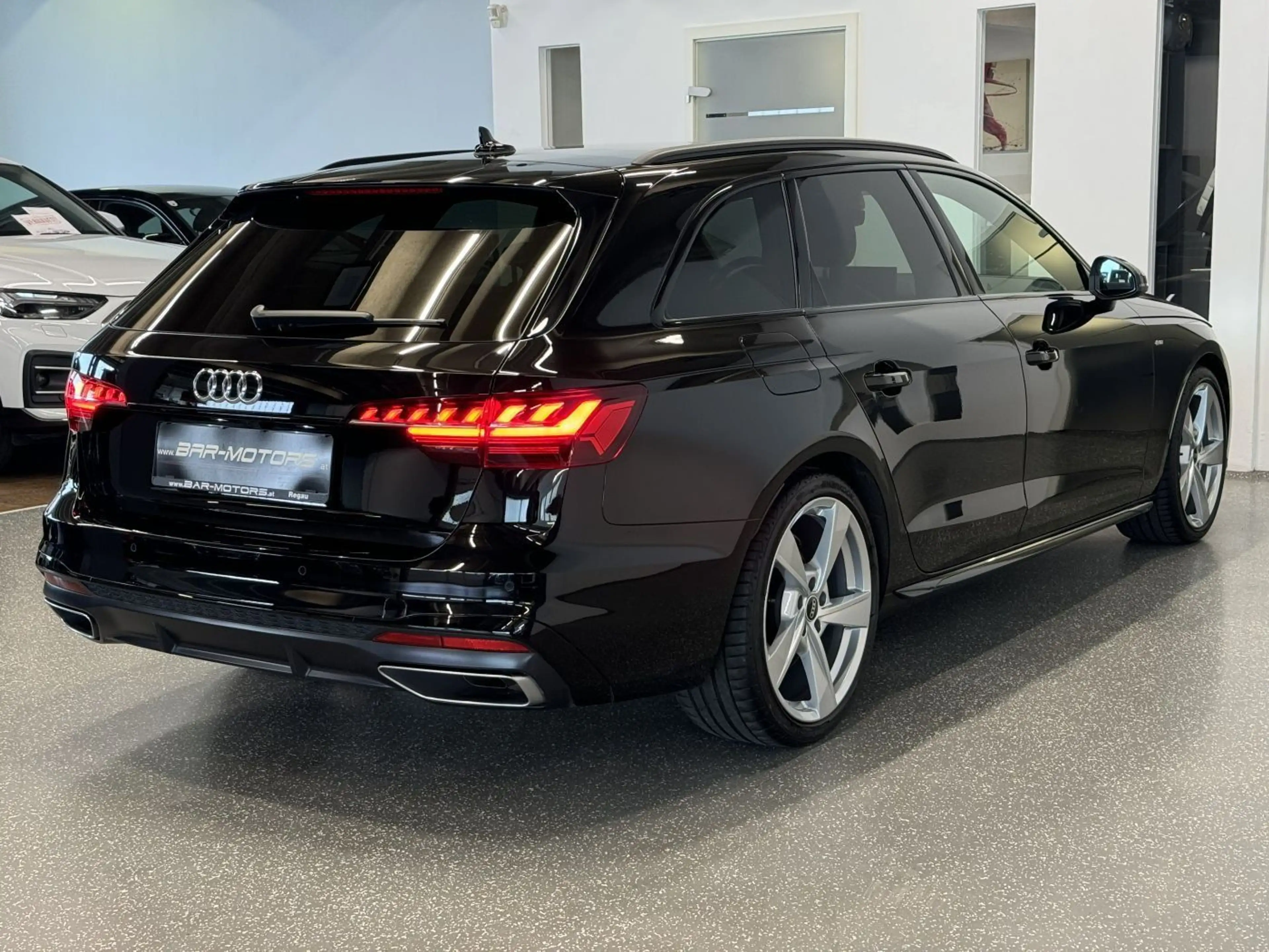 Audi A4 35 2.0 TFSI *3xS-LINE*AHK*VIRTUAL*ACC*LANE*KAMERA — photo 5