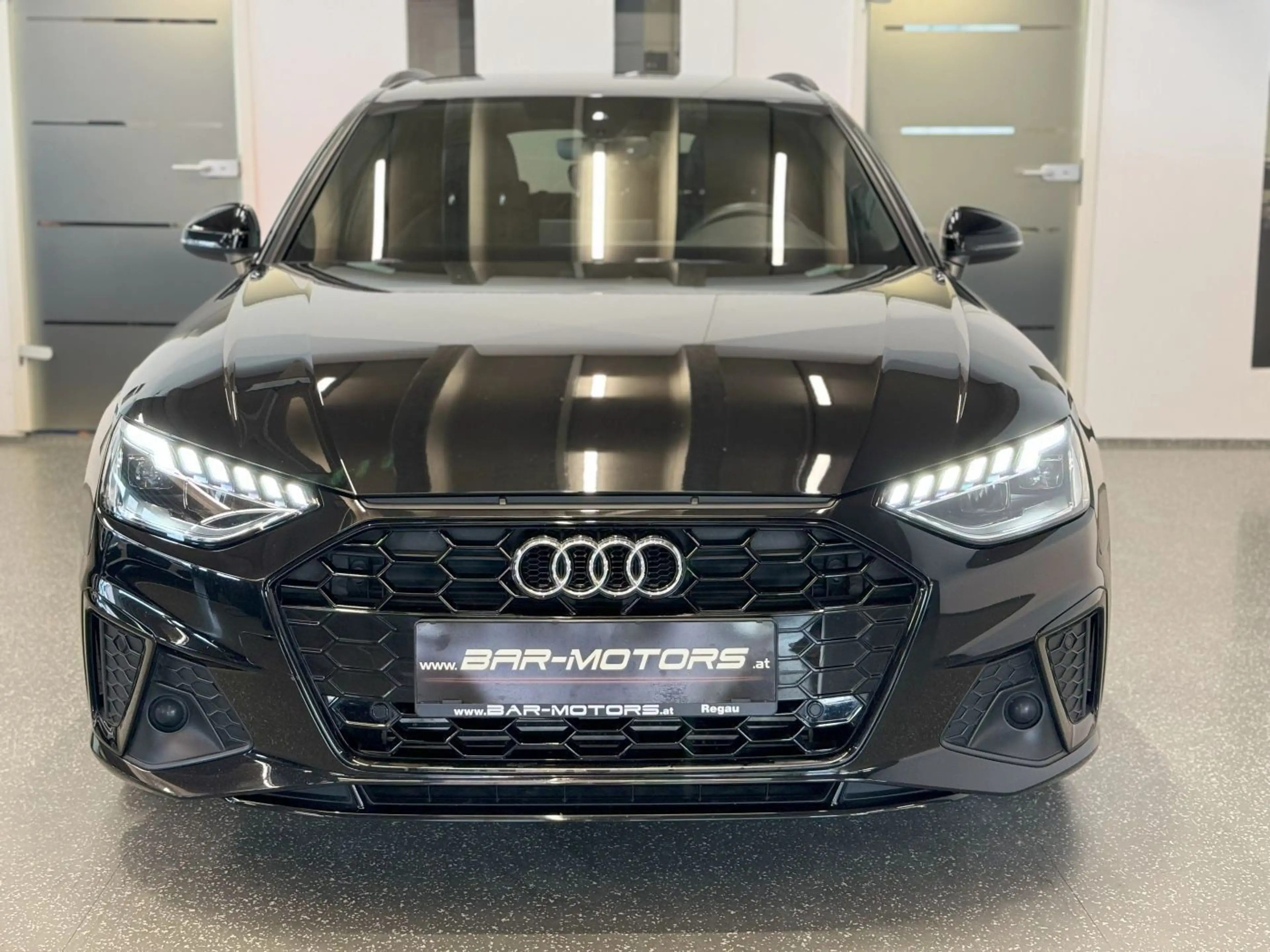 Audi A4 35 2.0 TFSI *3xS-LINE*AHK*VIRTUAL*ACC*LANE*KAMERA — photo 2