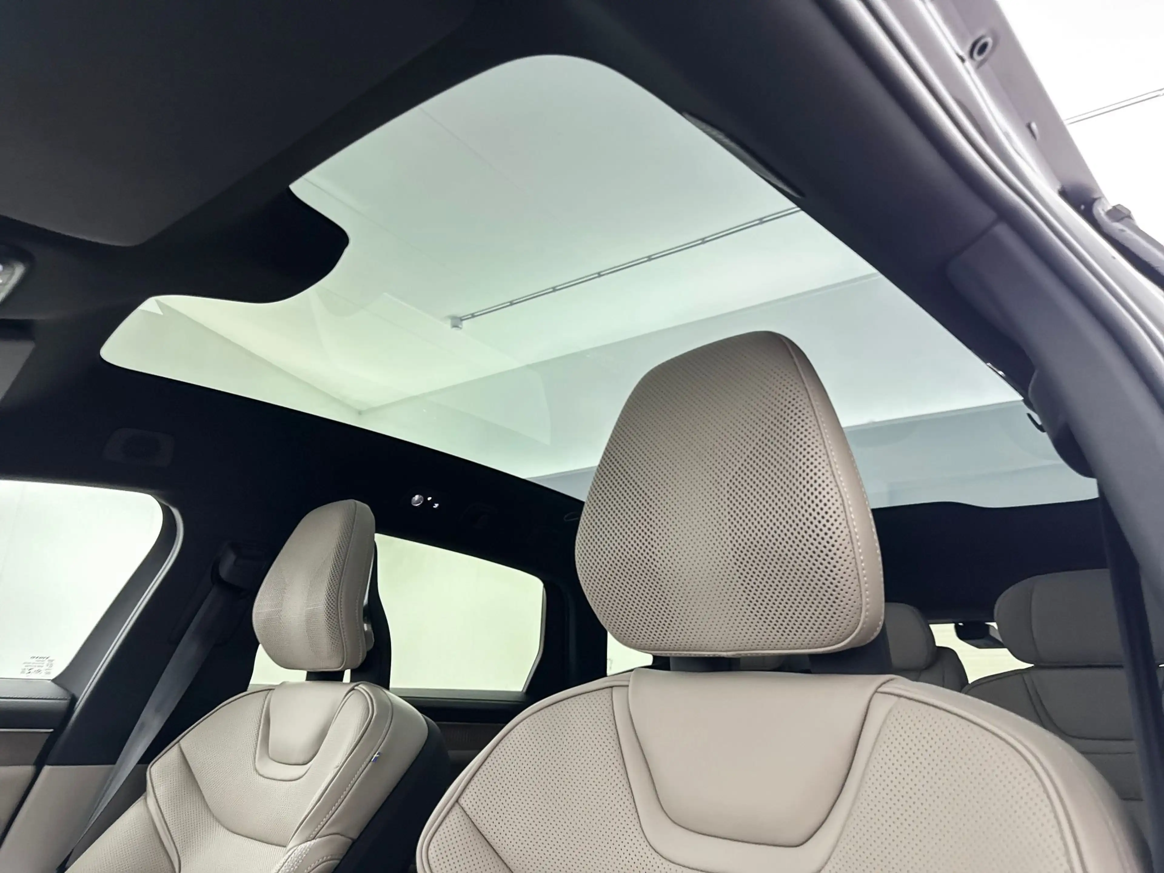 Volvo ES90 Twin Performance 106kWh Ultra | Full Matt PPF | He — photo 15