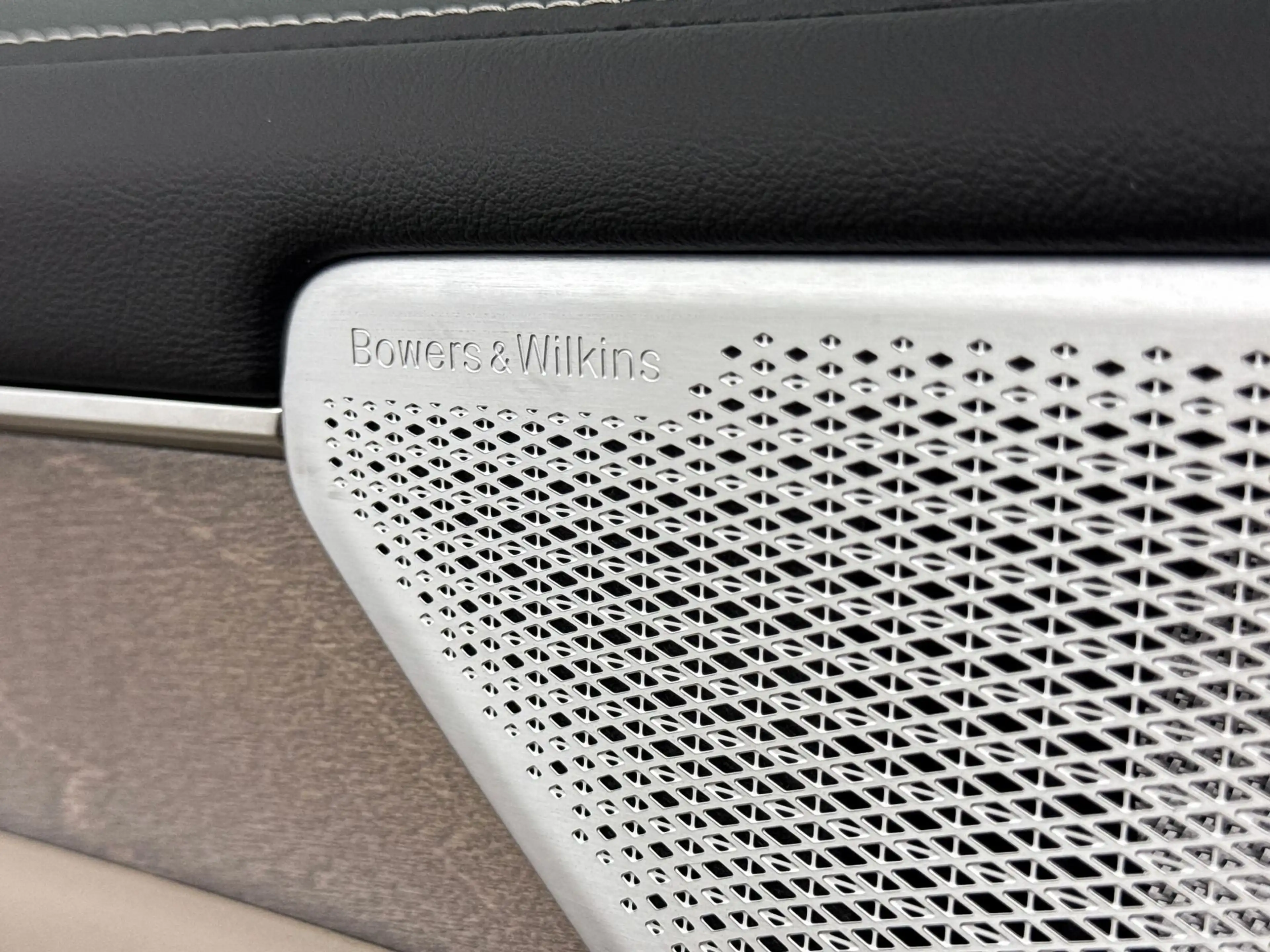Volvo ES90 Twin Performance 106kWh Ultra | Full Matt PPF | He — photo 27