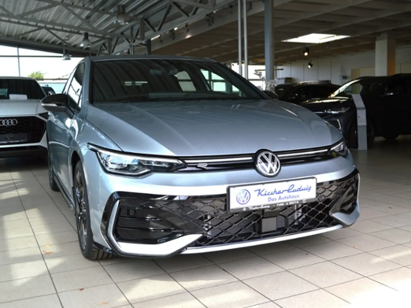 Volkswagen Golf VIII 1.5 TSI R-Line Black Style LED 18" ACC Argent - 1