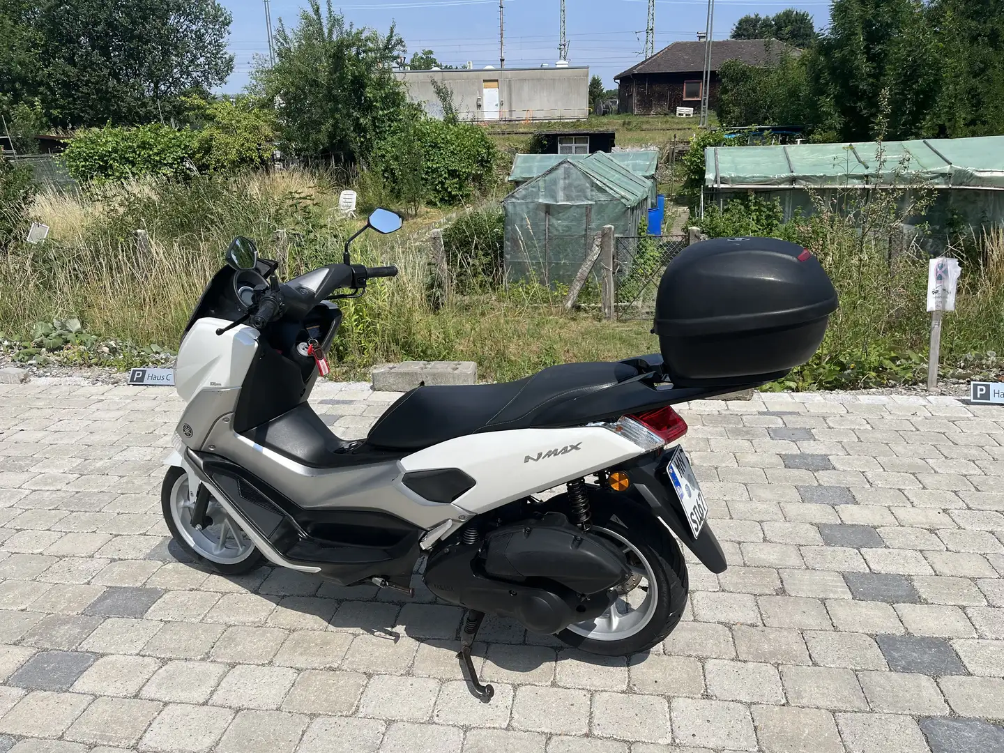 Yamaha NMAX - 1