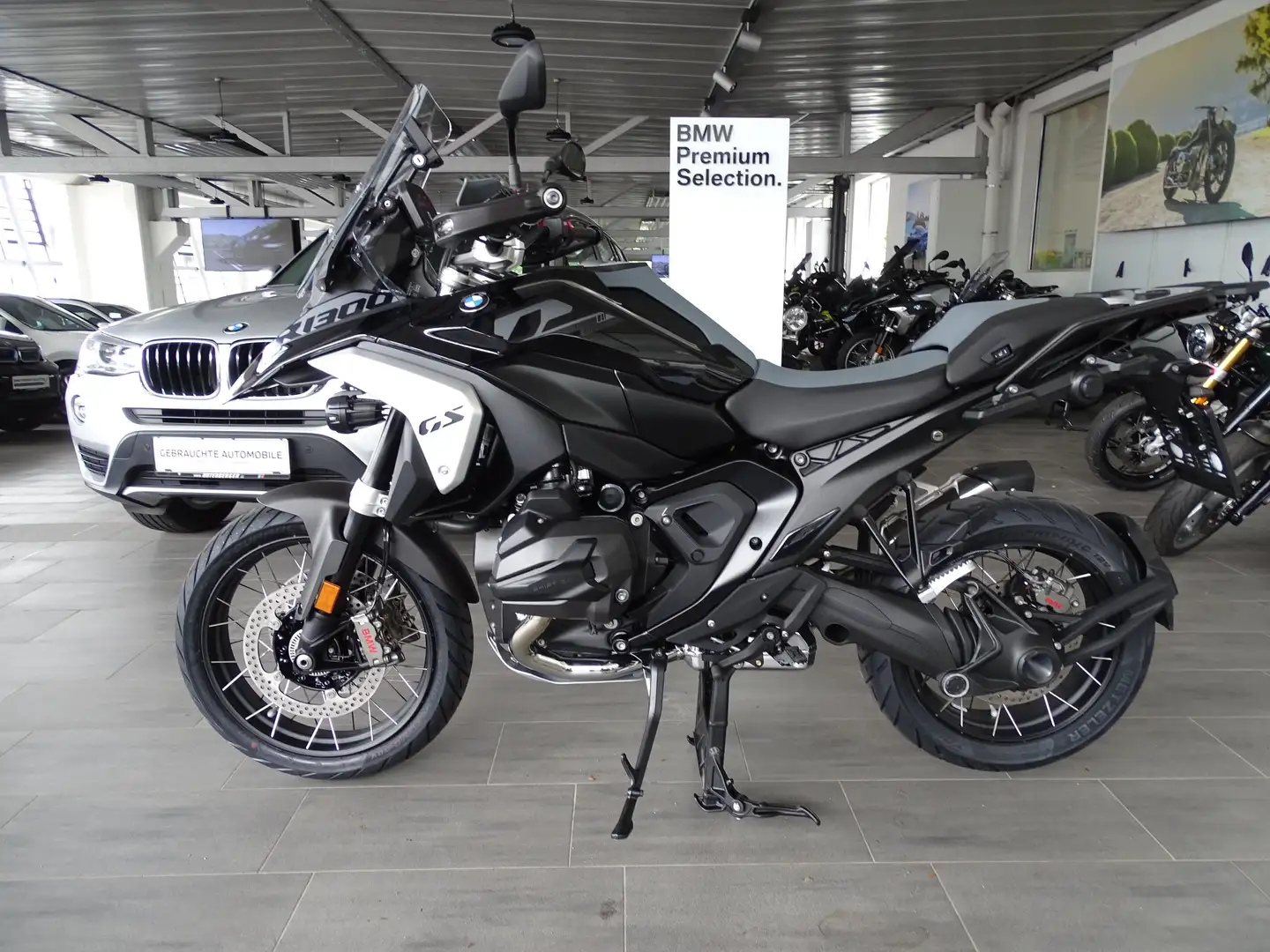 BMW R 1300 GS *inkl. ÖL Inklusive 3J/30tkm* Sportfederung Schwarz - 2
