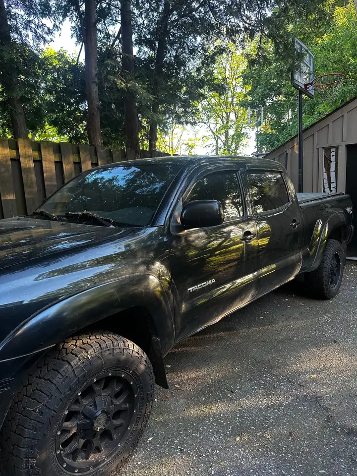 Toyota Tacoma снимка Toyota Tacoma