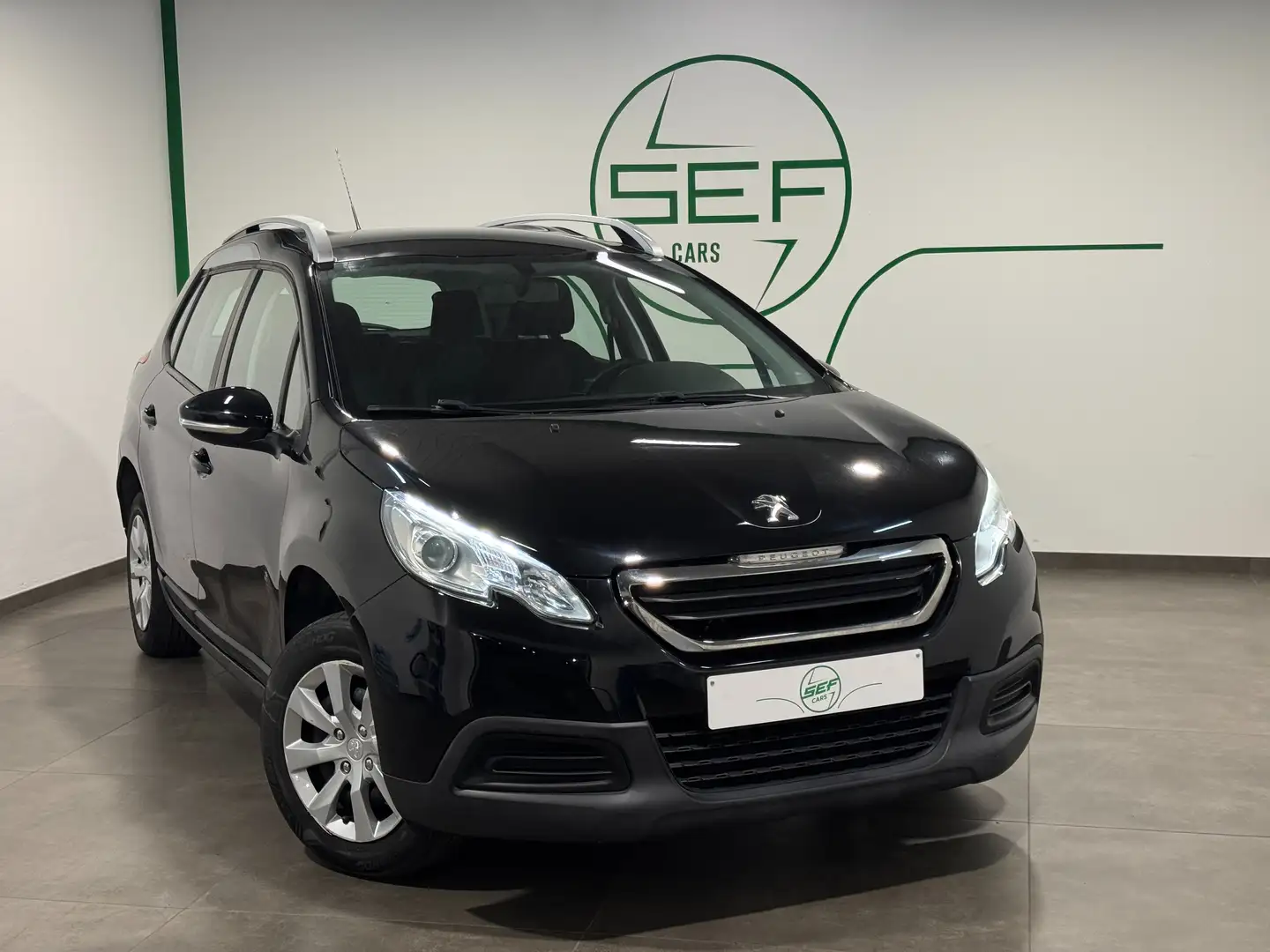 Peugeot 2008 * 1.2i PureTech * A/C * Dégâts Carrosserie * Zwart - 1