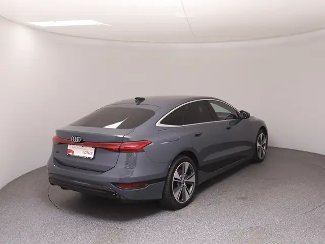 Audi A6 view 4