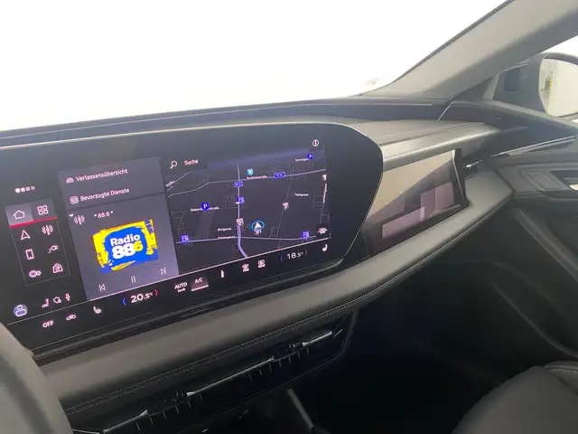 Audi A6 view 9