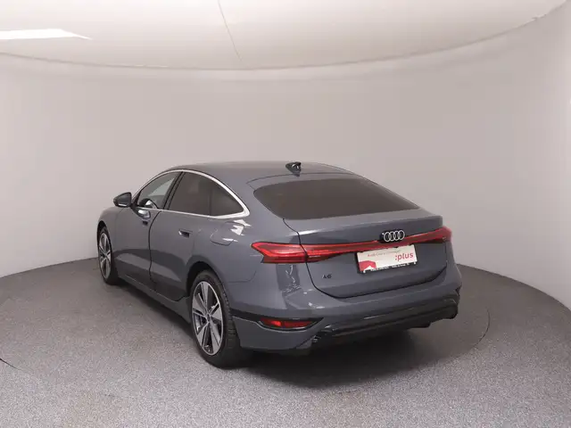 Audi A6 view 5