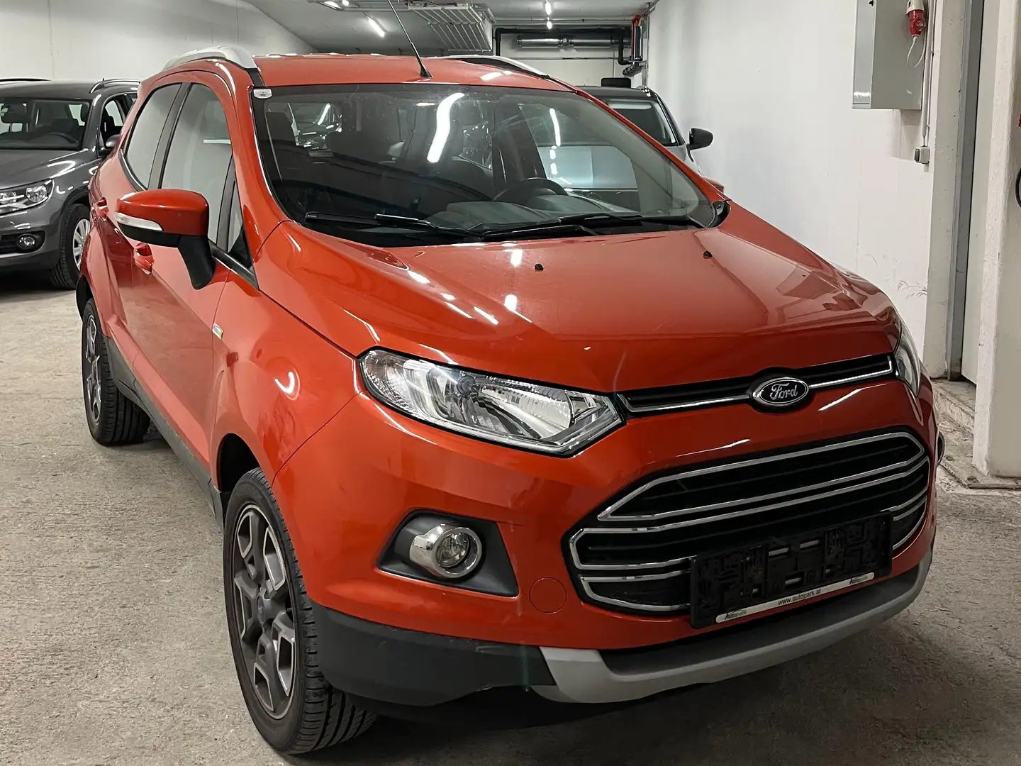 Ford EcoSport Titanium Orange - 2