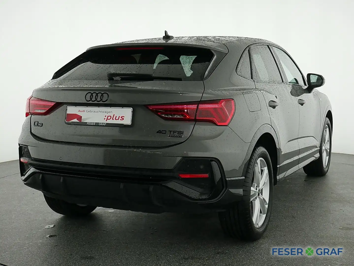 Audi Q3 Sportback 40 TFSI qu S Line Int Pano,Kamera,Leder, Grigio - 2