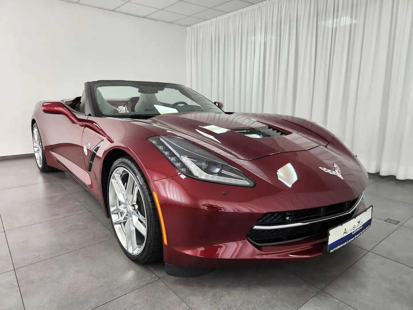 Corvette C7 6.2 V8 AT8 Stingray Cabrio 2LT HUD KAM Rot - 1