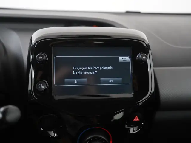 Peugeot 108 view 14