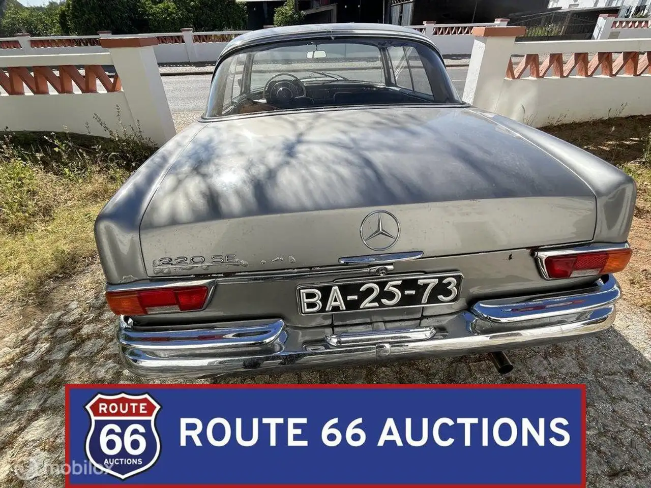 Mercedes-Benz 220 Coupe, foto 4