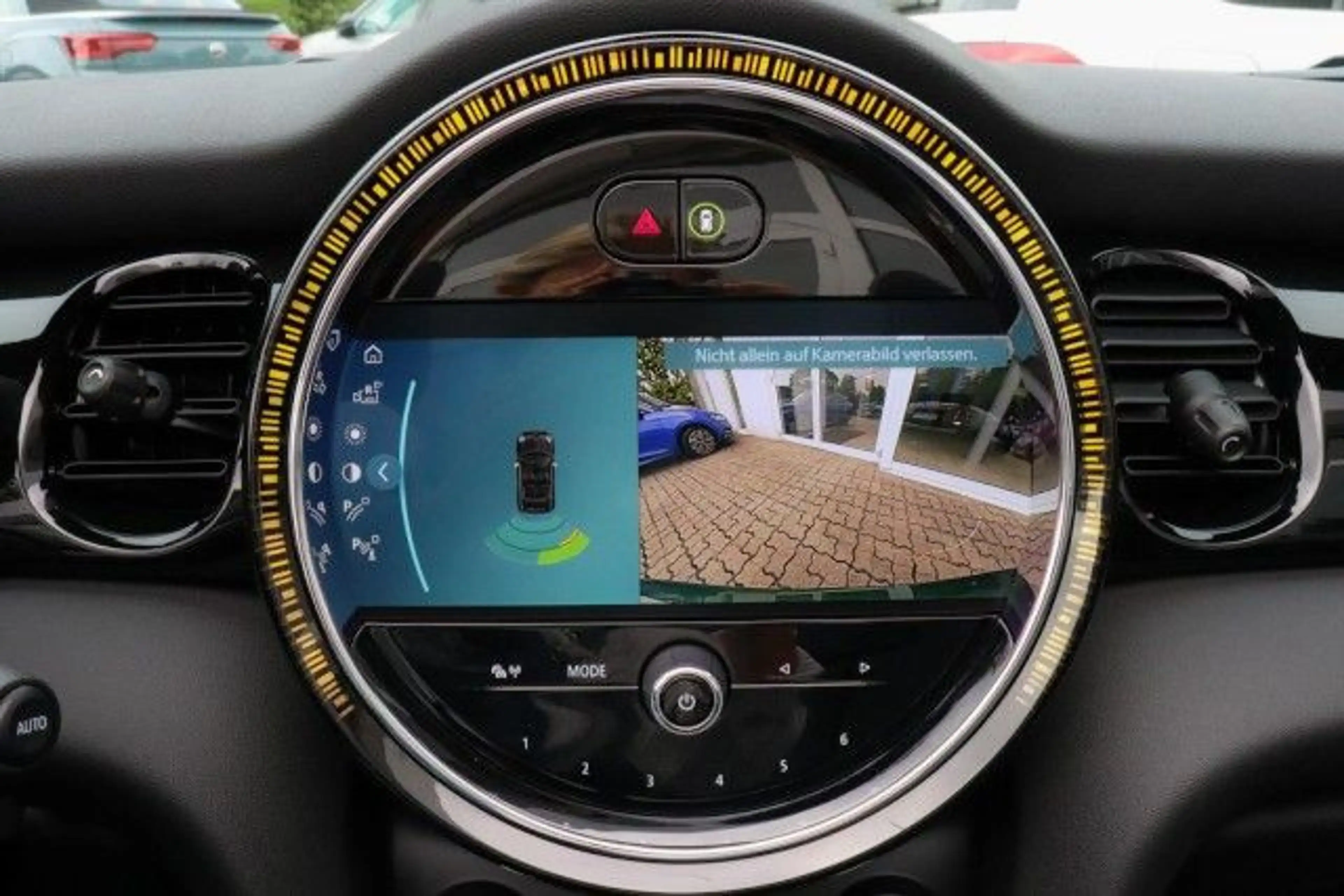 MINI Cooper Cabrio Classic Trim (EURO 6d)(OPF) Klima Navi — photo 11