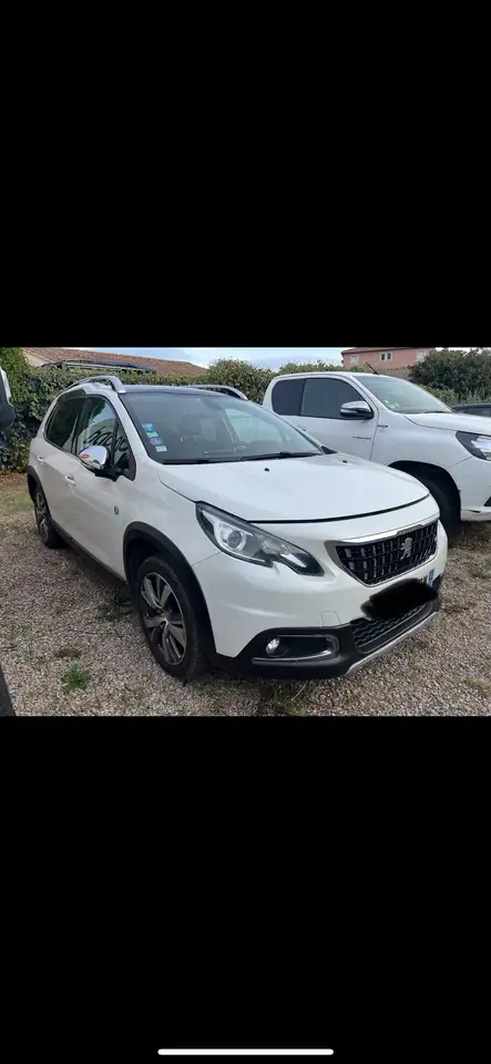 Peugeot 2008 1.2 PureTech 130ch S\u0026S BVM6 Crosswa