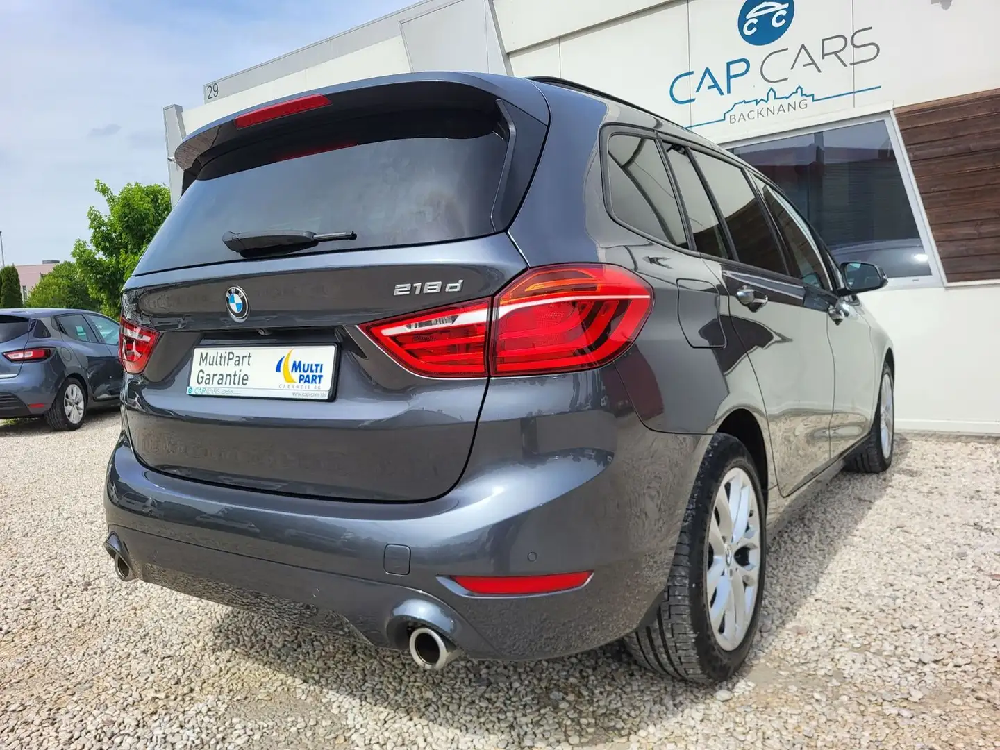 BMW 218 xDrive Advantage*7 Sitzer Argent - 2