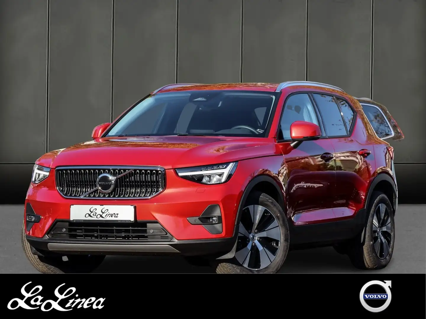 Volvo XC40 B3 (B) Core NP:51.120,-//ACC/RFK/MEMORY Rot - 1