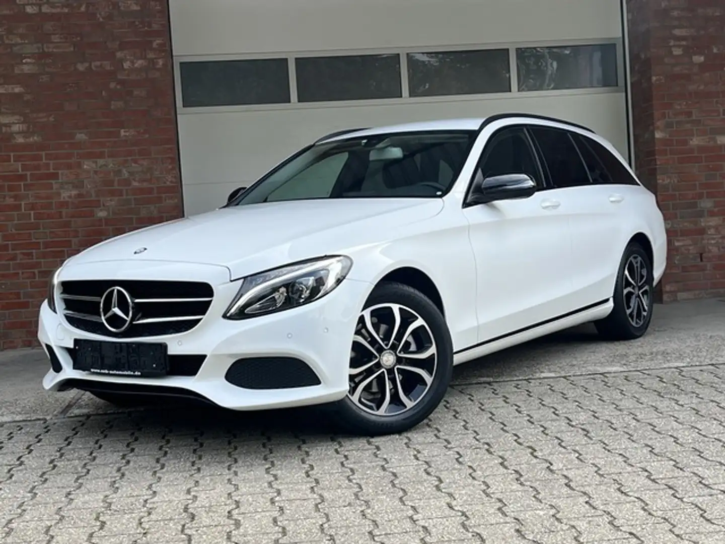 Mercedes-Benz C 200 Sportpaket  LED PDC  1-Hand Weiß - 1